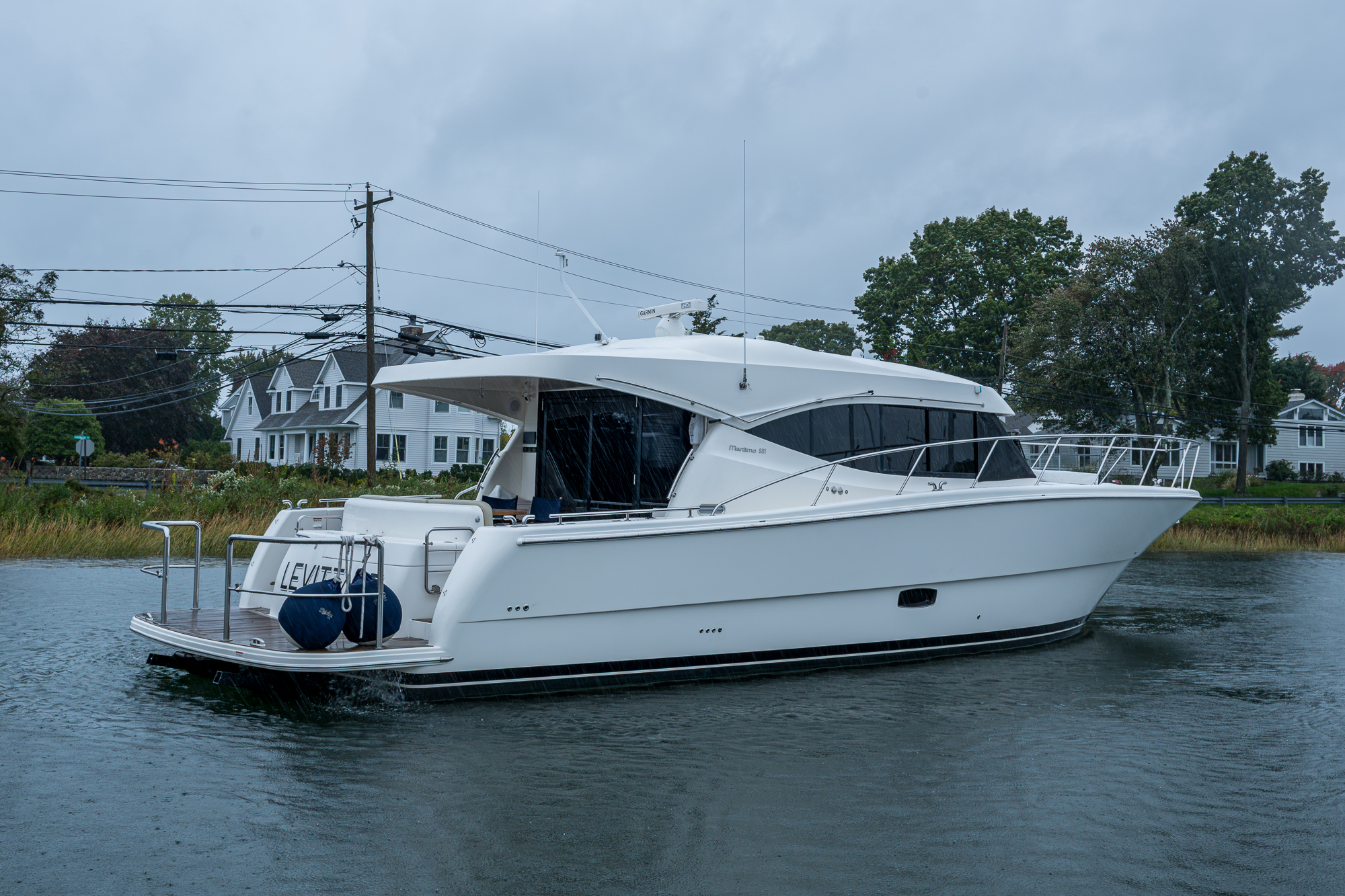 Levittate yacht photo 14