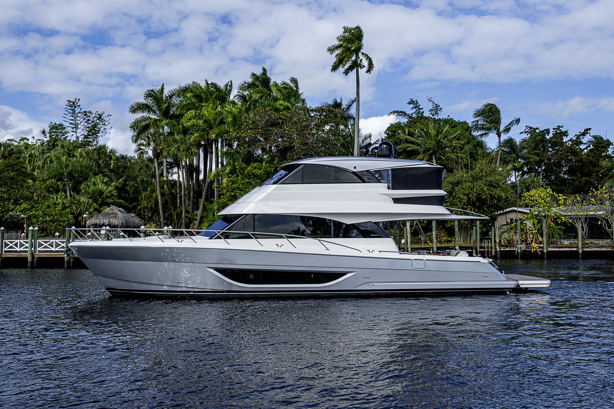 M60-26 yacht photo 23