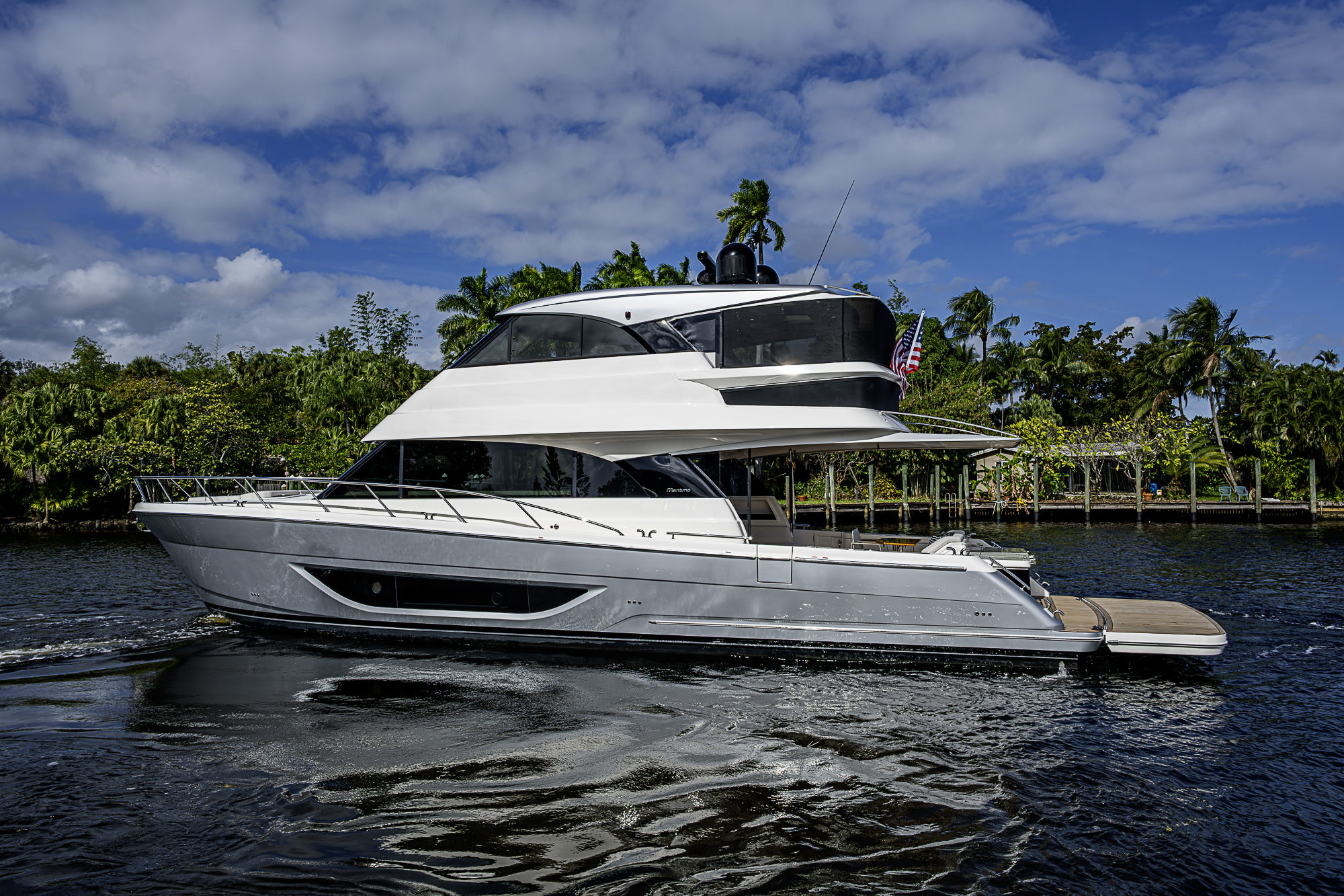 M60-26 yacht photo 1