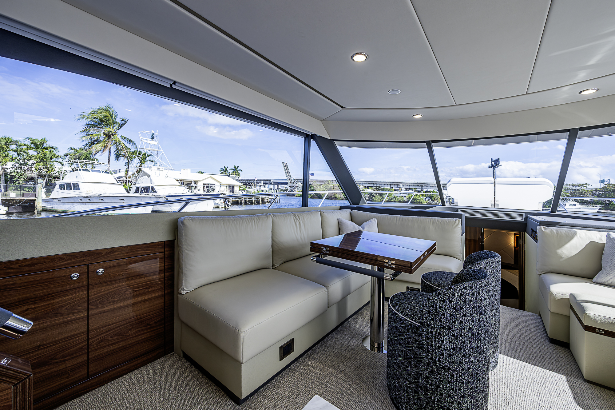 M60-26 yacht photo 83