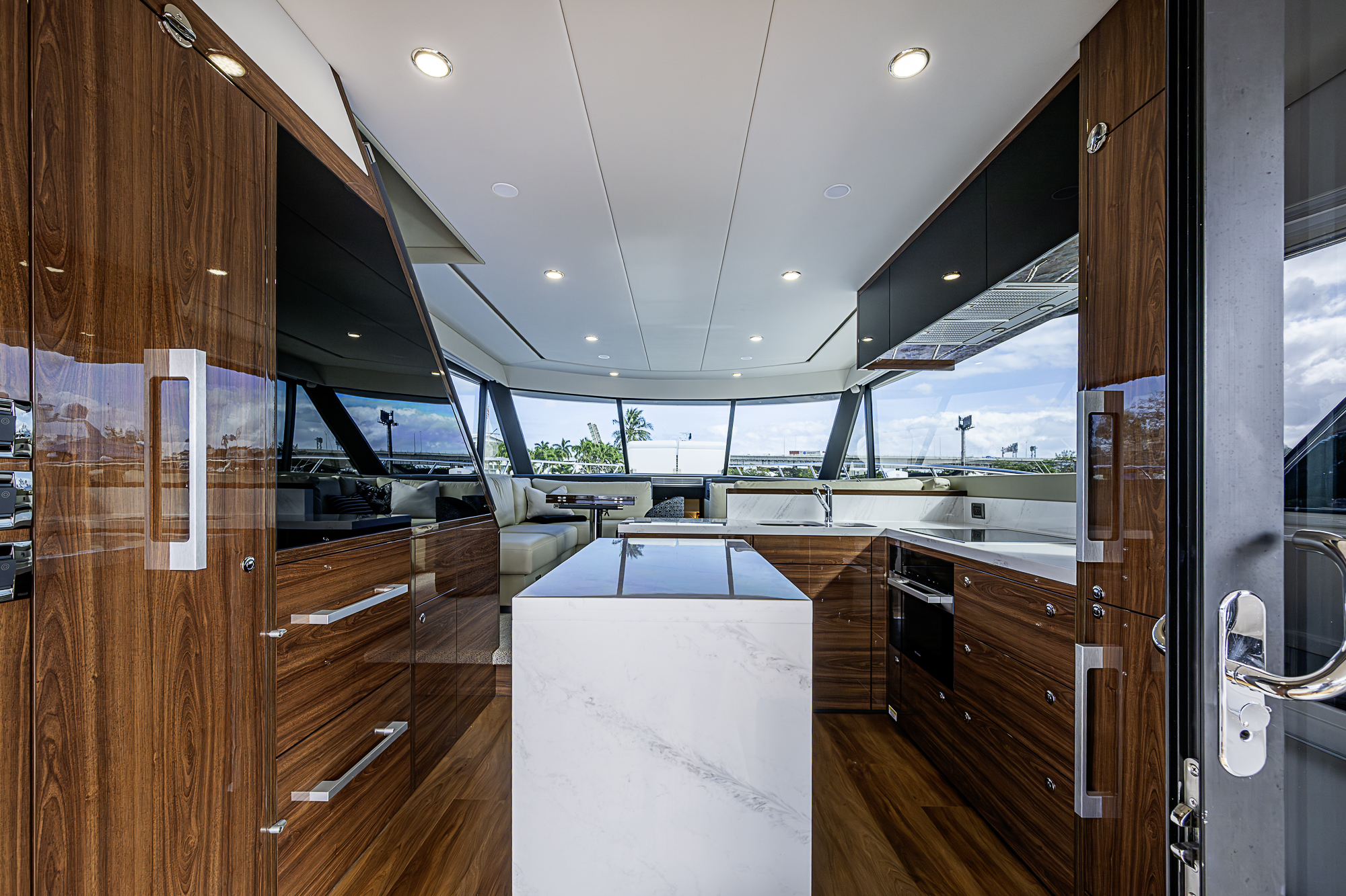 M60-26 yacht photo 74