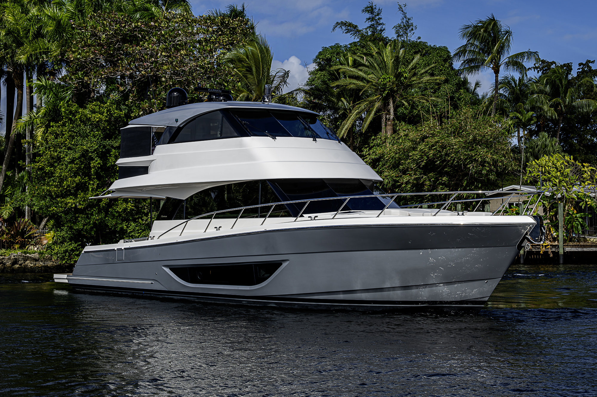 M60-26 yacht photo 17
