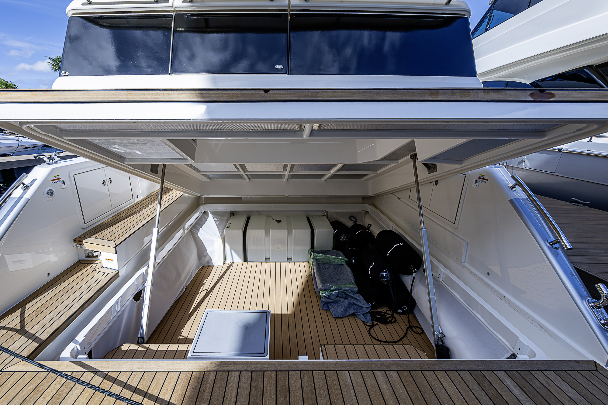 M60-26 yacht photo 122