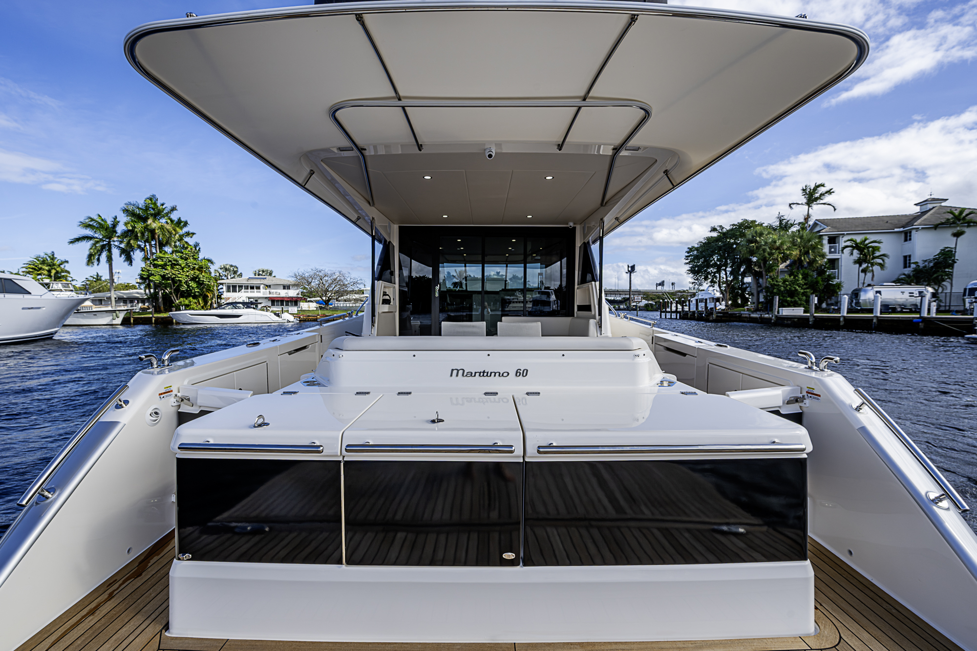 M60-26 yacht photo 54