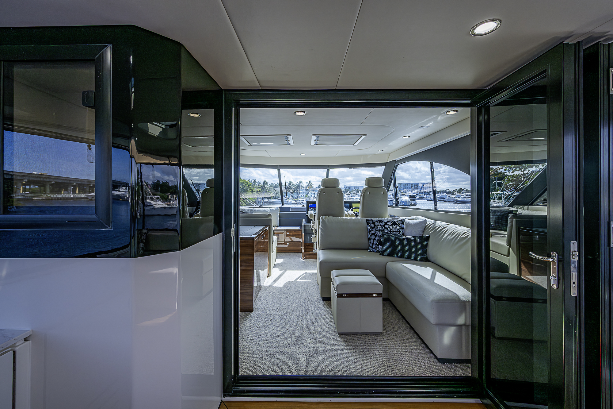 M60-26 yacht photo 42