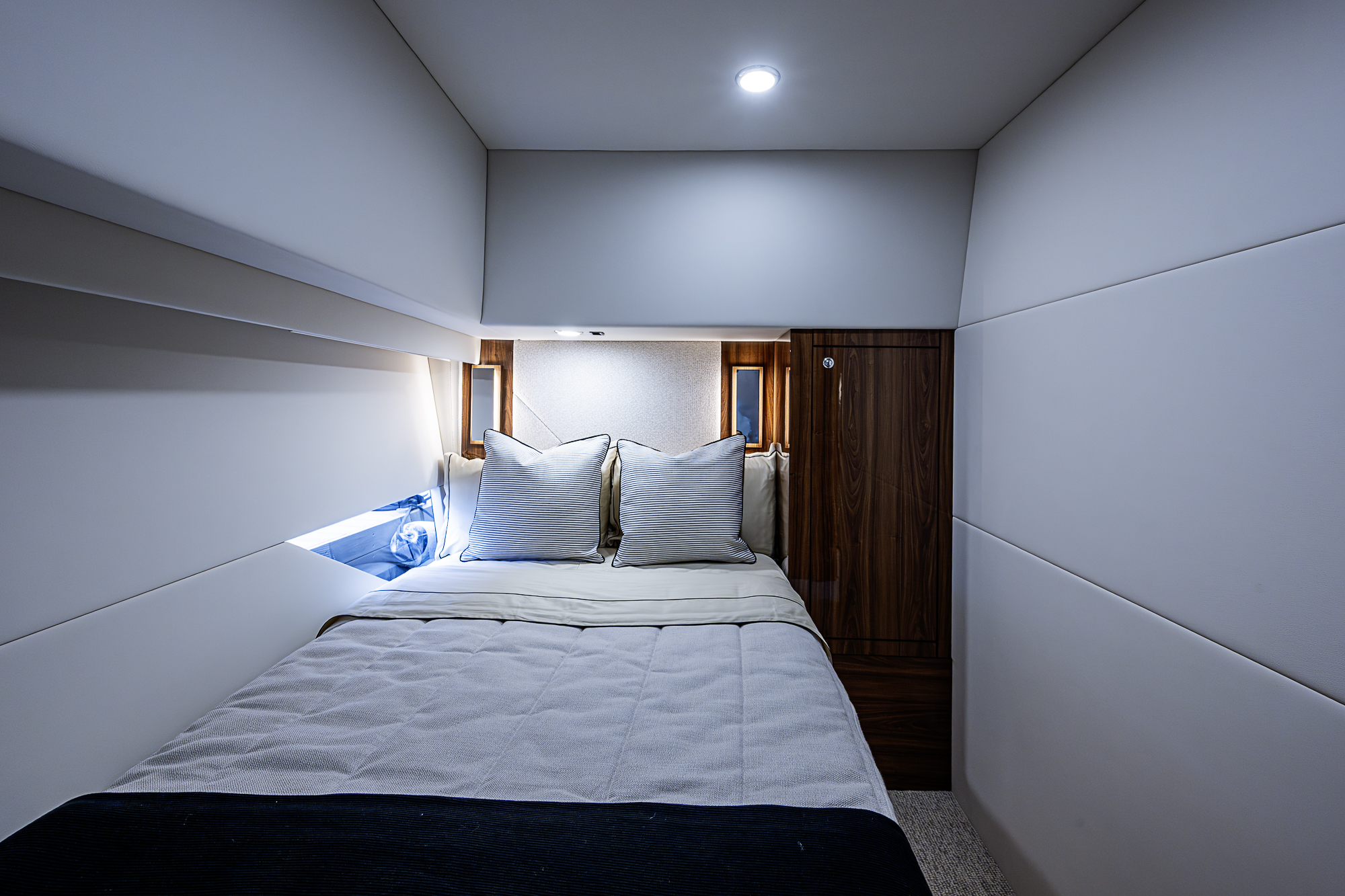 M60-26 yacht photo 105