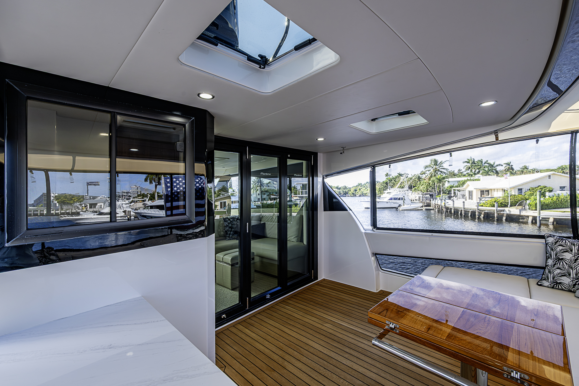 M60-26 yacht photo 41