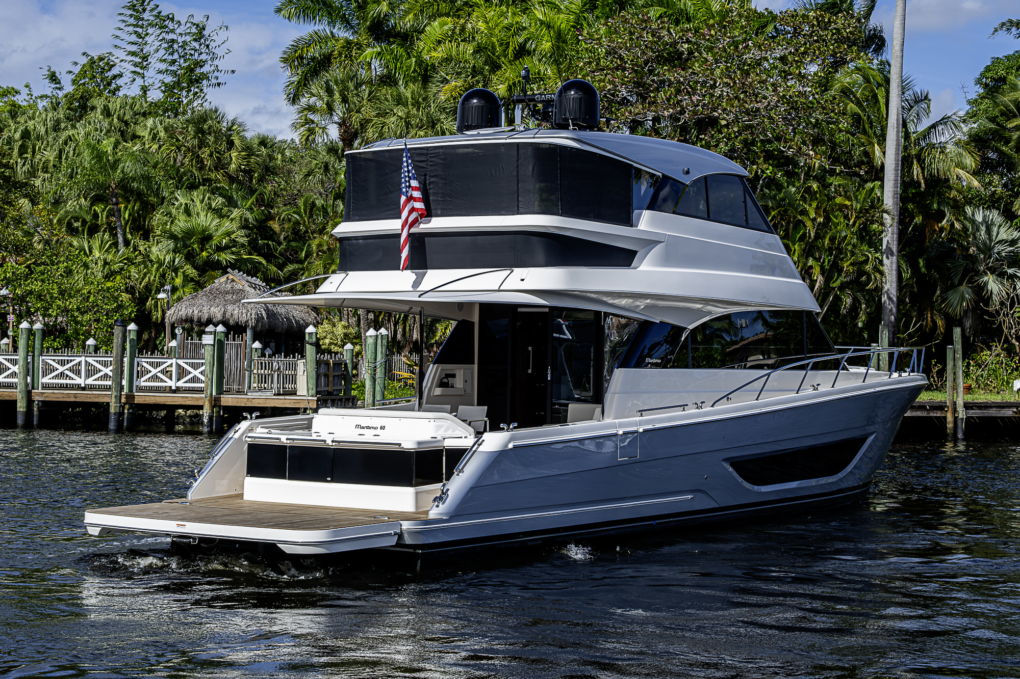 M60-26 yacht photo 9