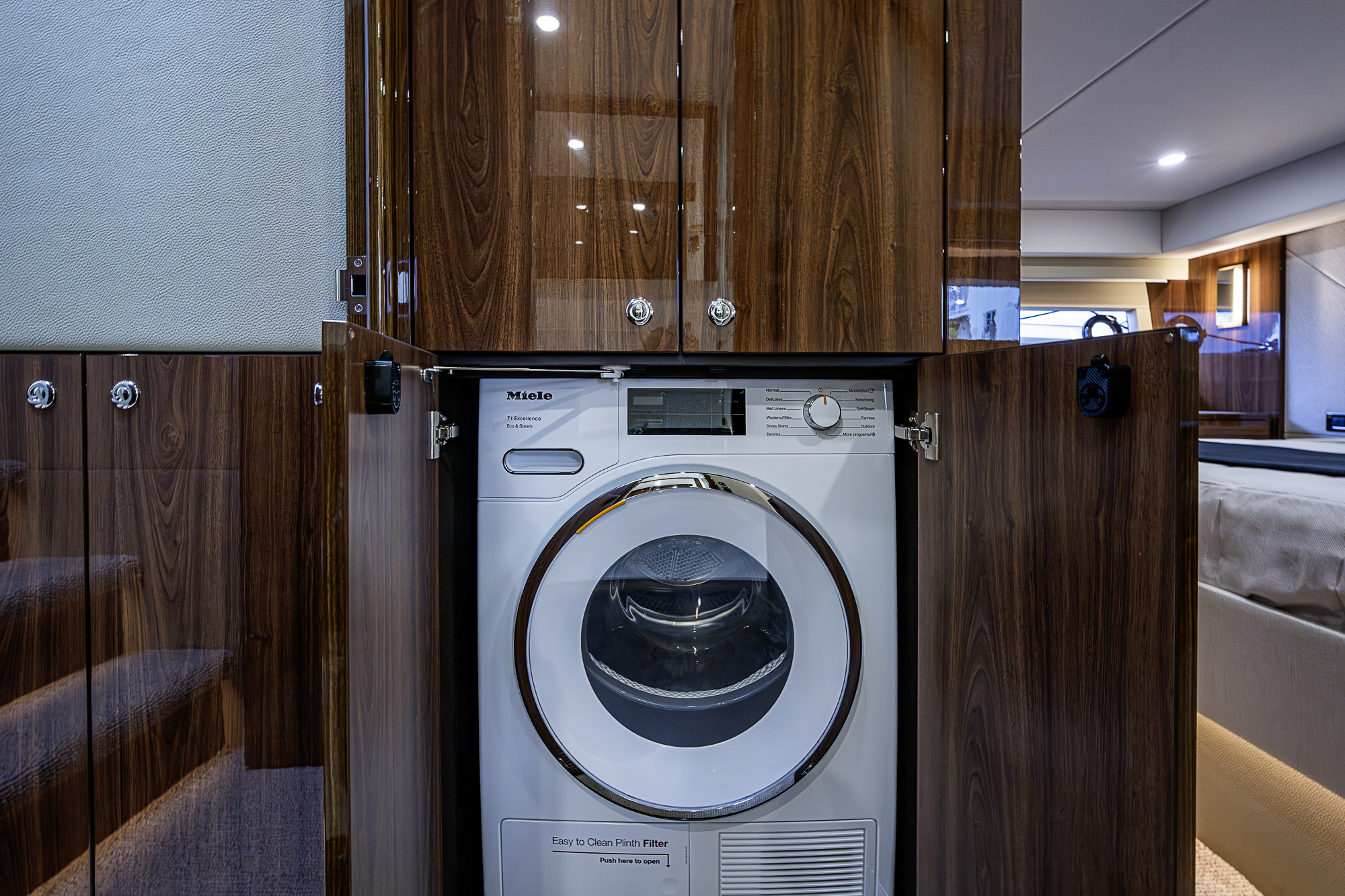 M60-26 yacht photo 116