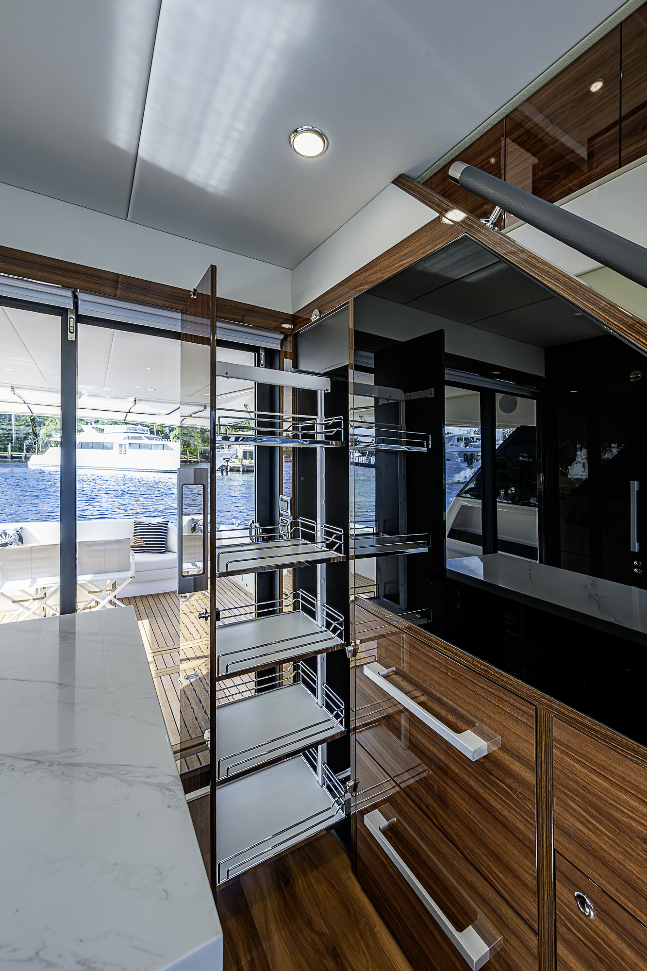 M60-26 yacht photo 81
