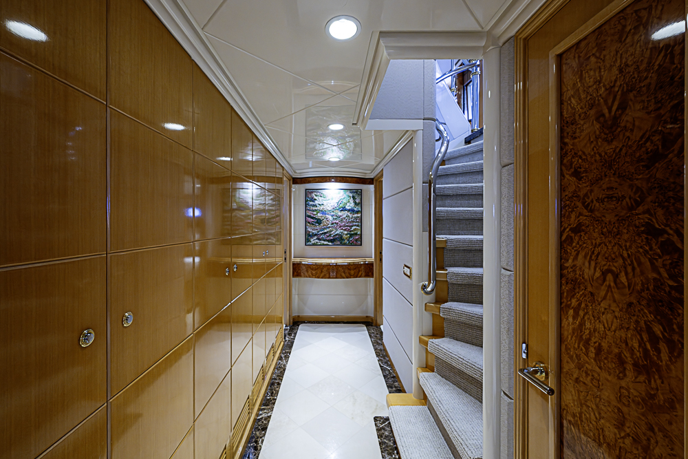 Probability yacht photo 251
