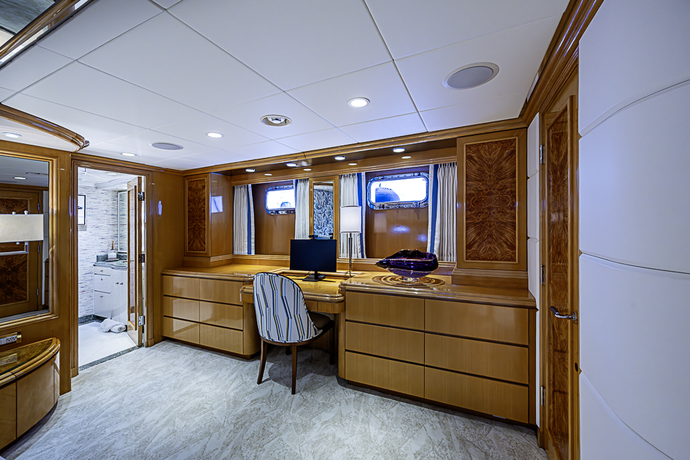 Probability yacht photo 175