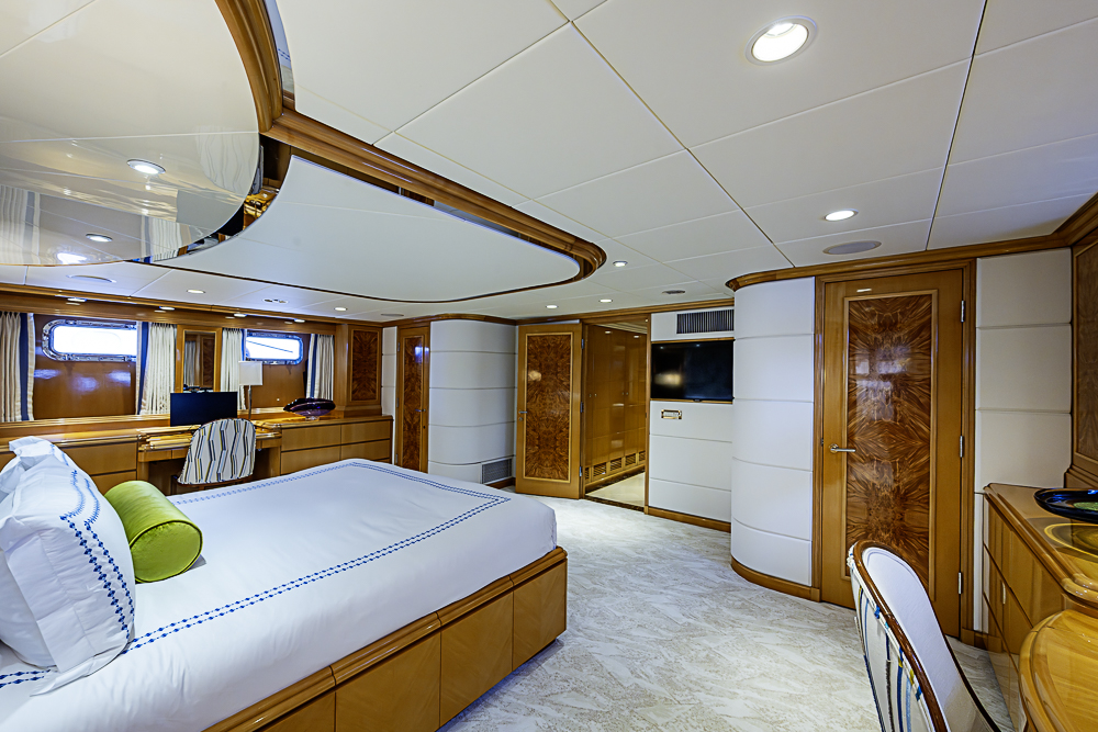 Probability yacht photo 169