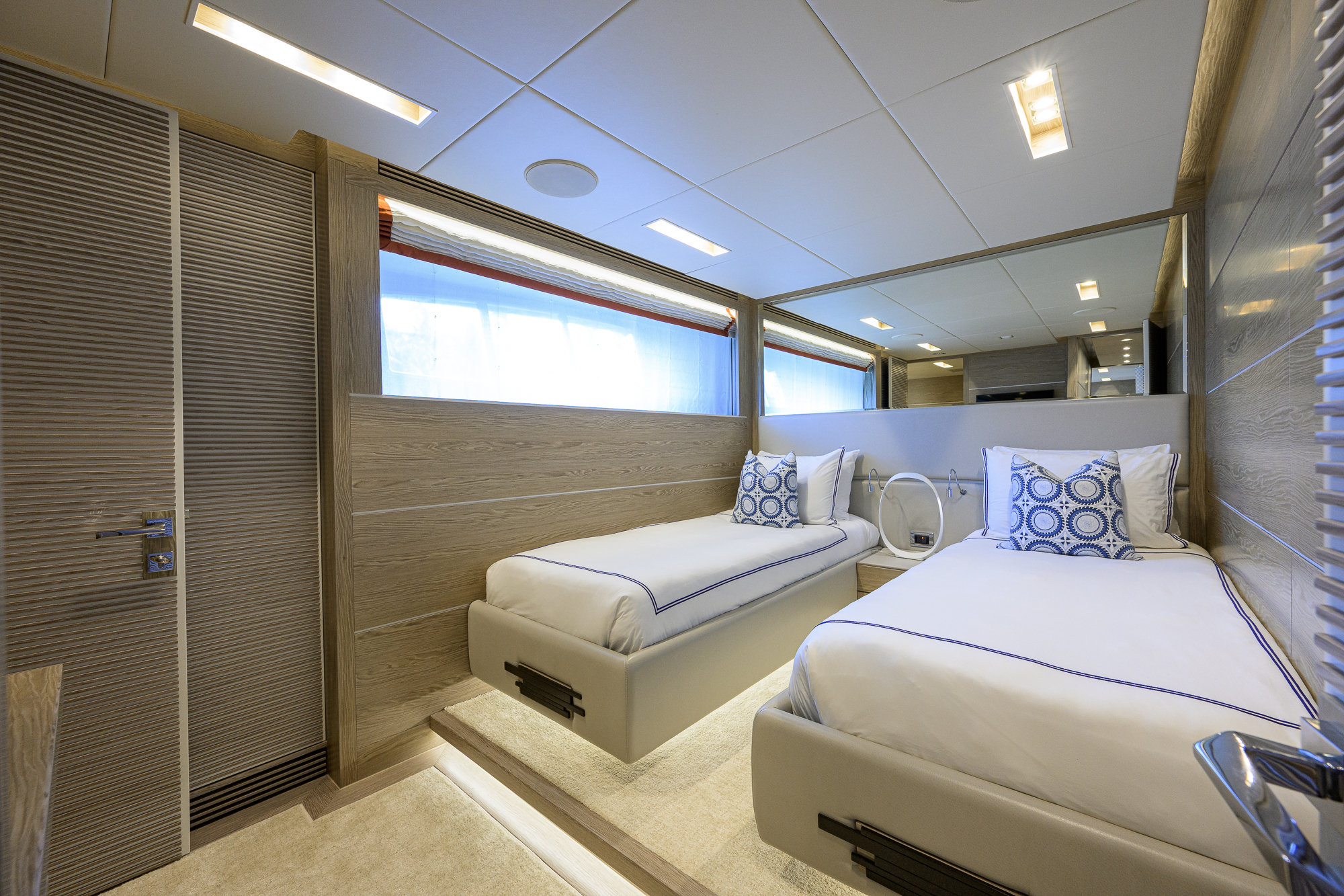 Short Story yacht photo 185
