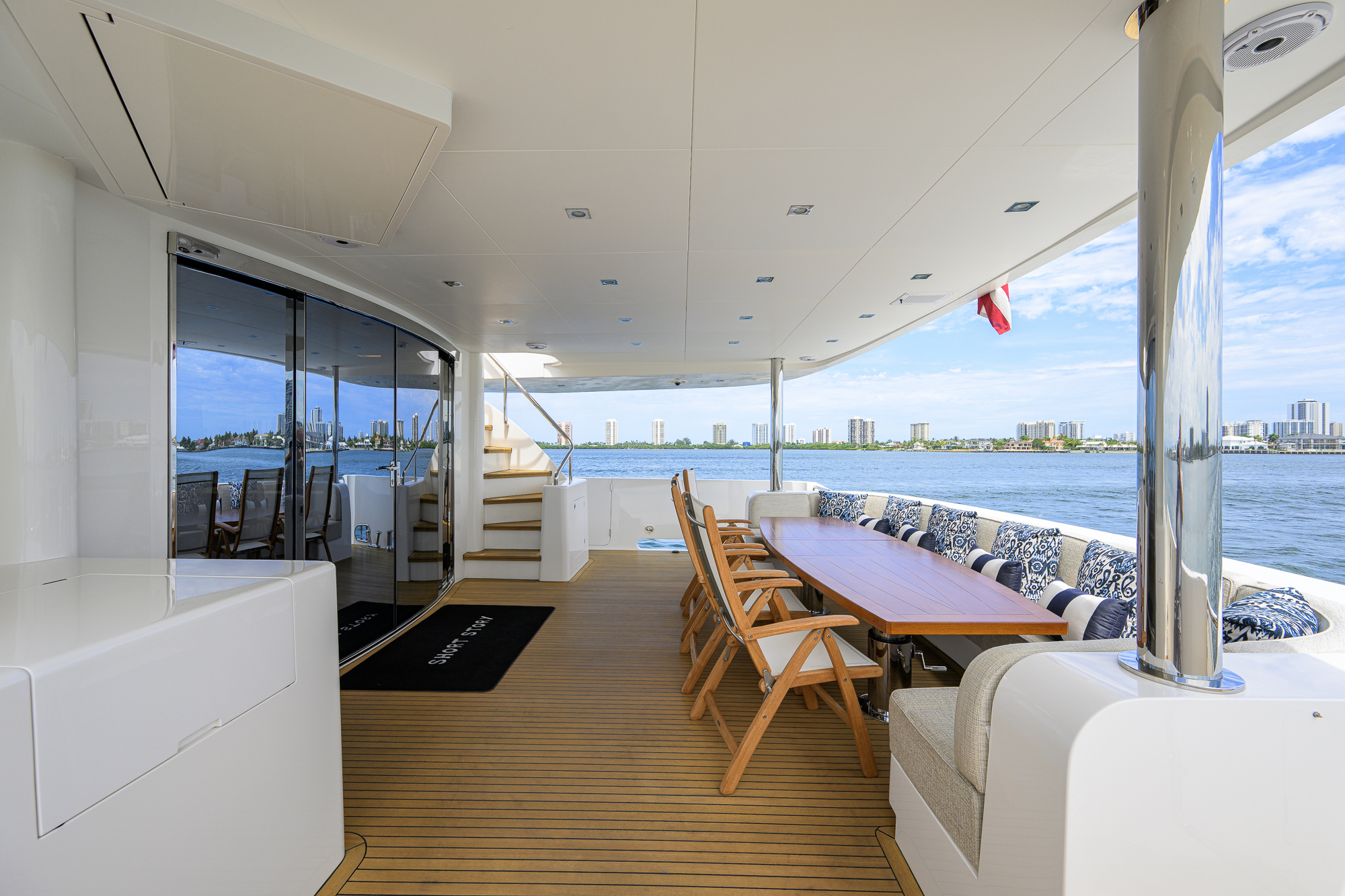 Short Story yacht photo 112