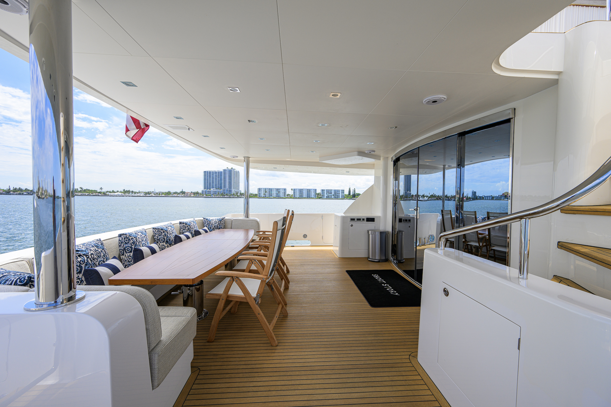 Short Story yacht photo 107