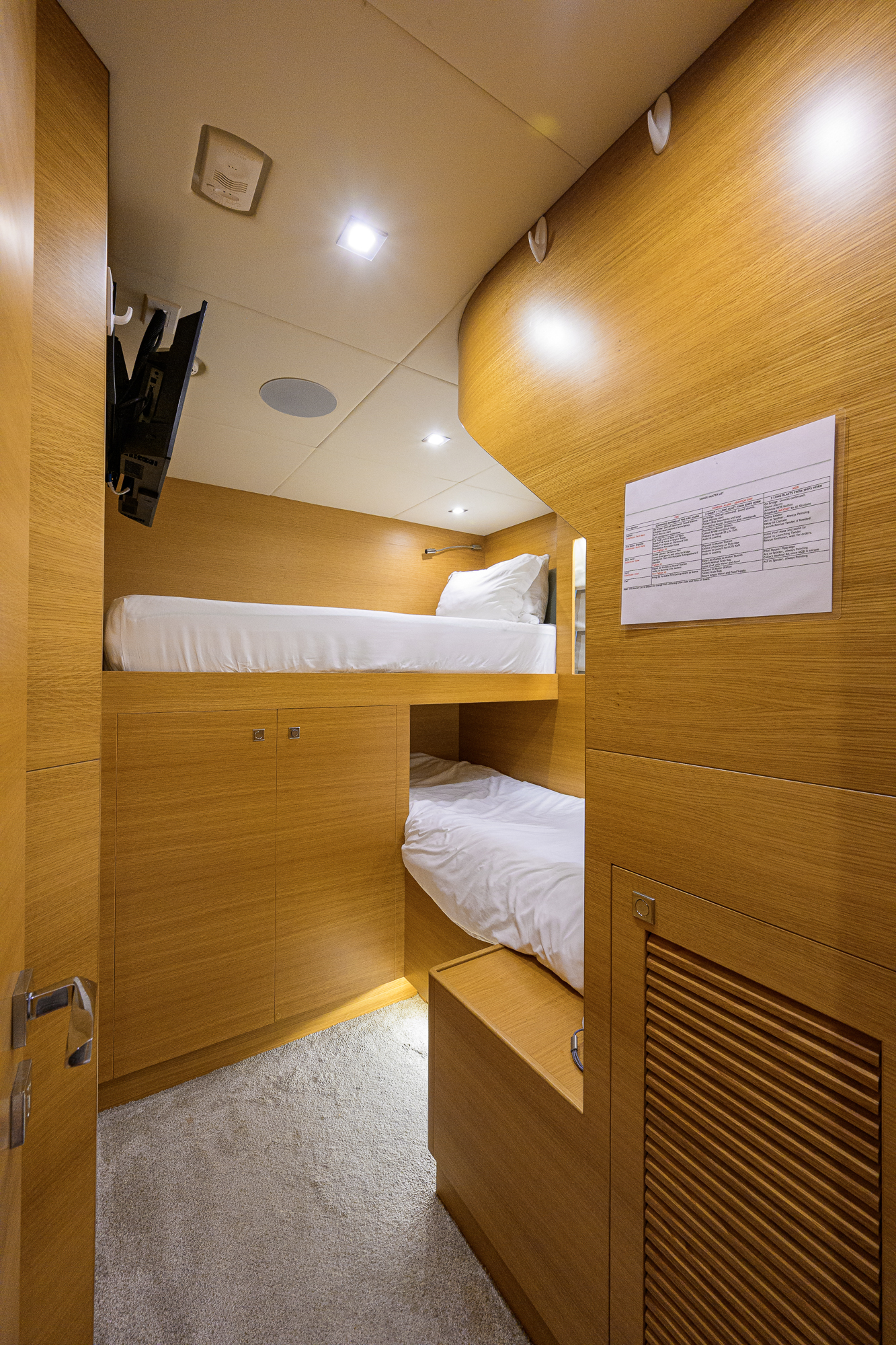 Short Story yacht photo 262