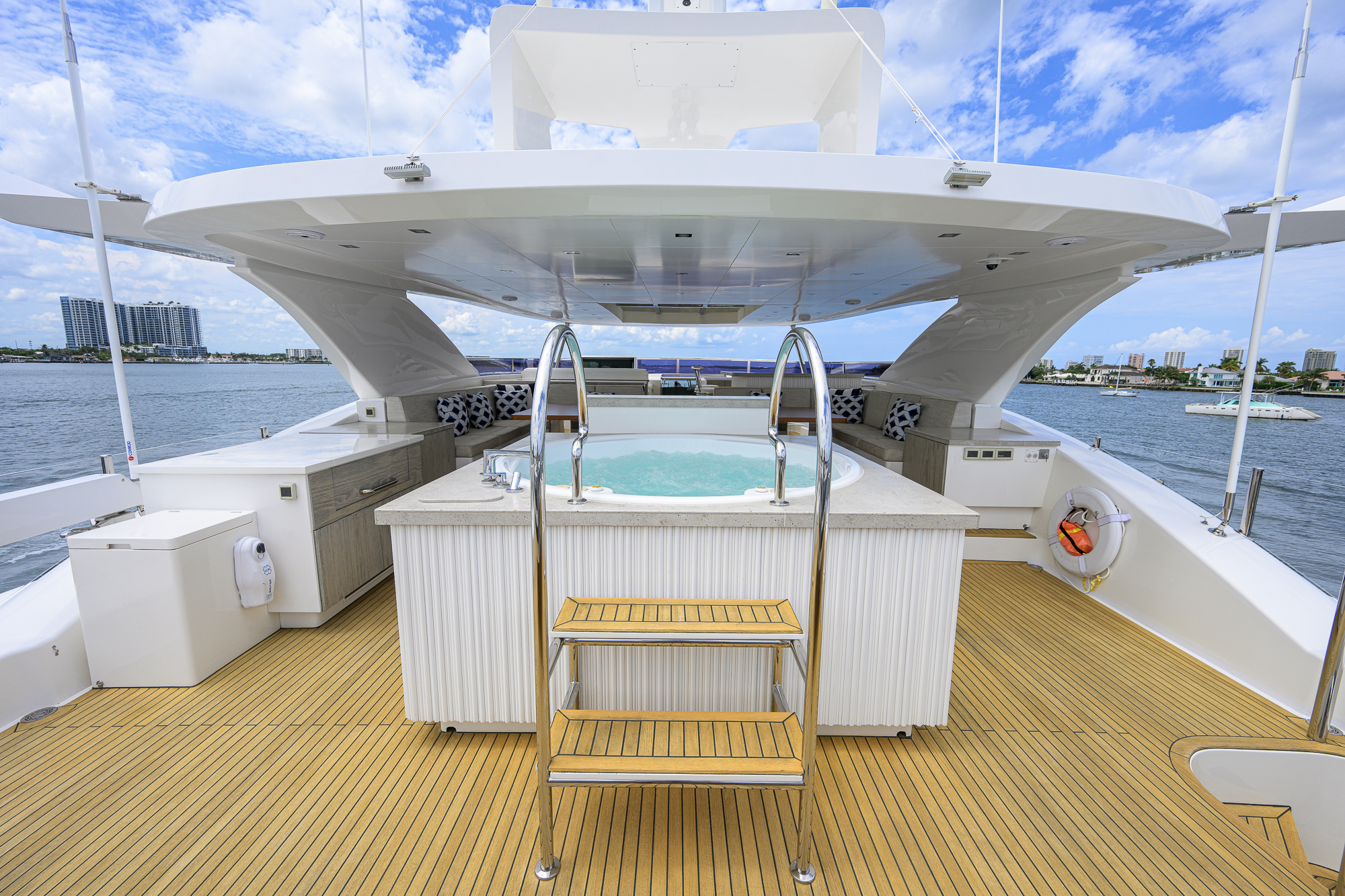 Short Story yacht photo 36