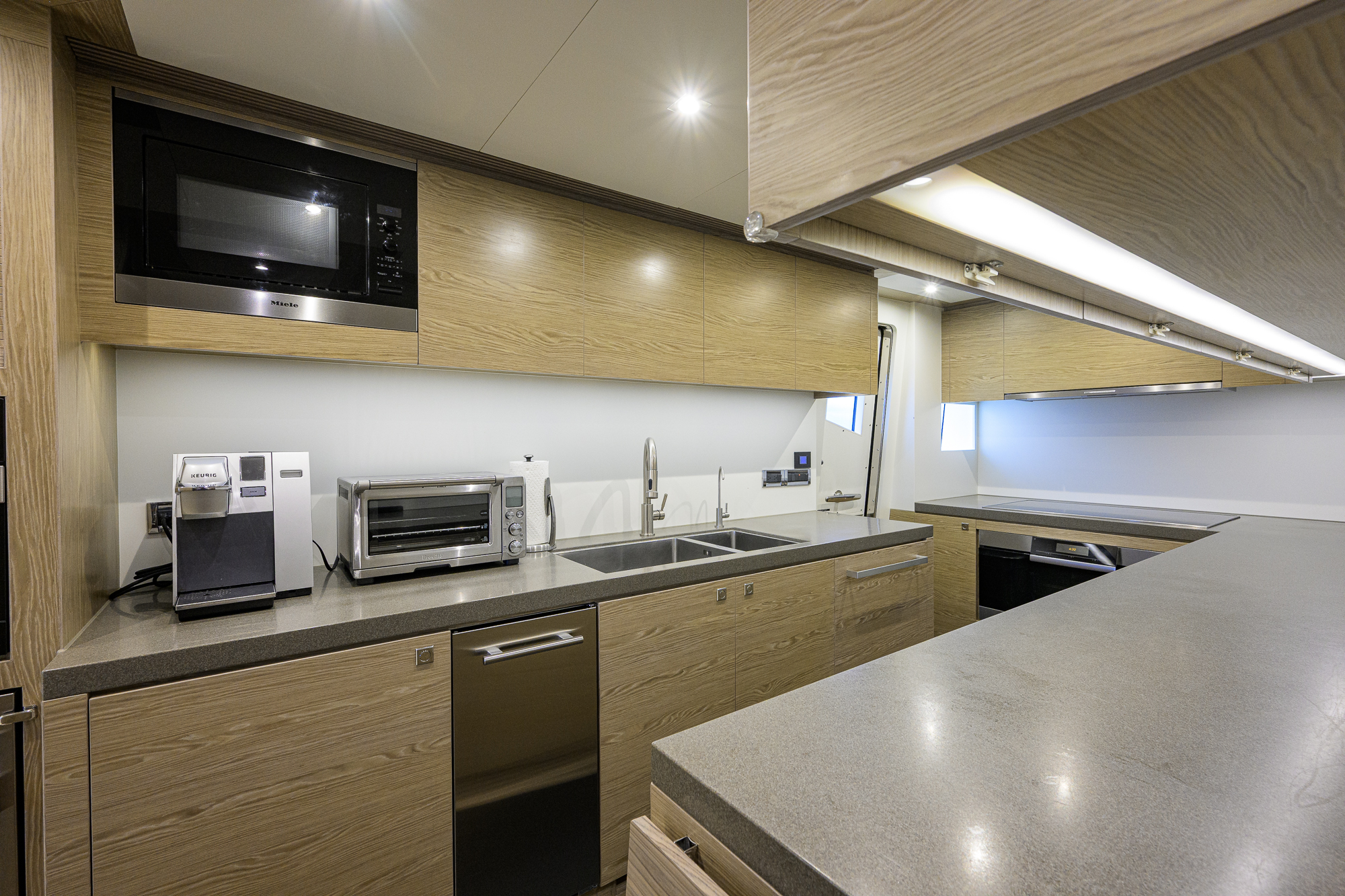 Short Story yacht photo 151