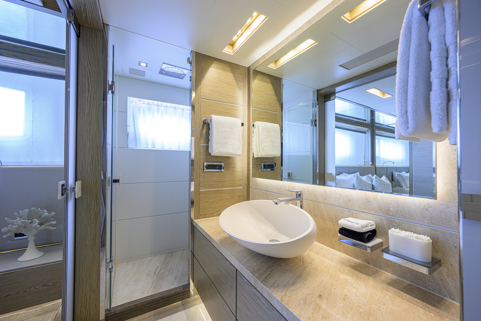 Short Story yacht photo 225