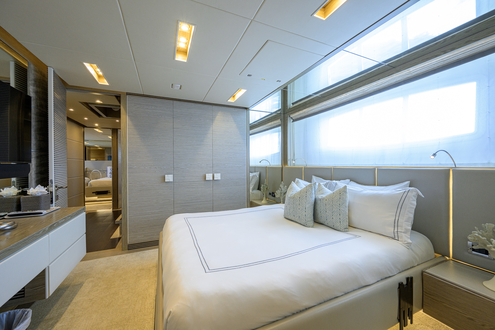Short Story yacht photo 218