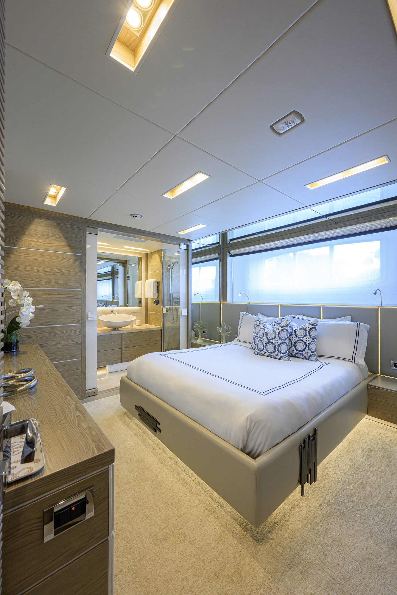 Short Story yacht photo 202