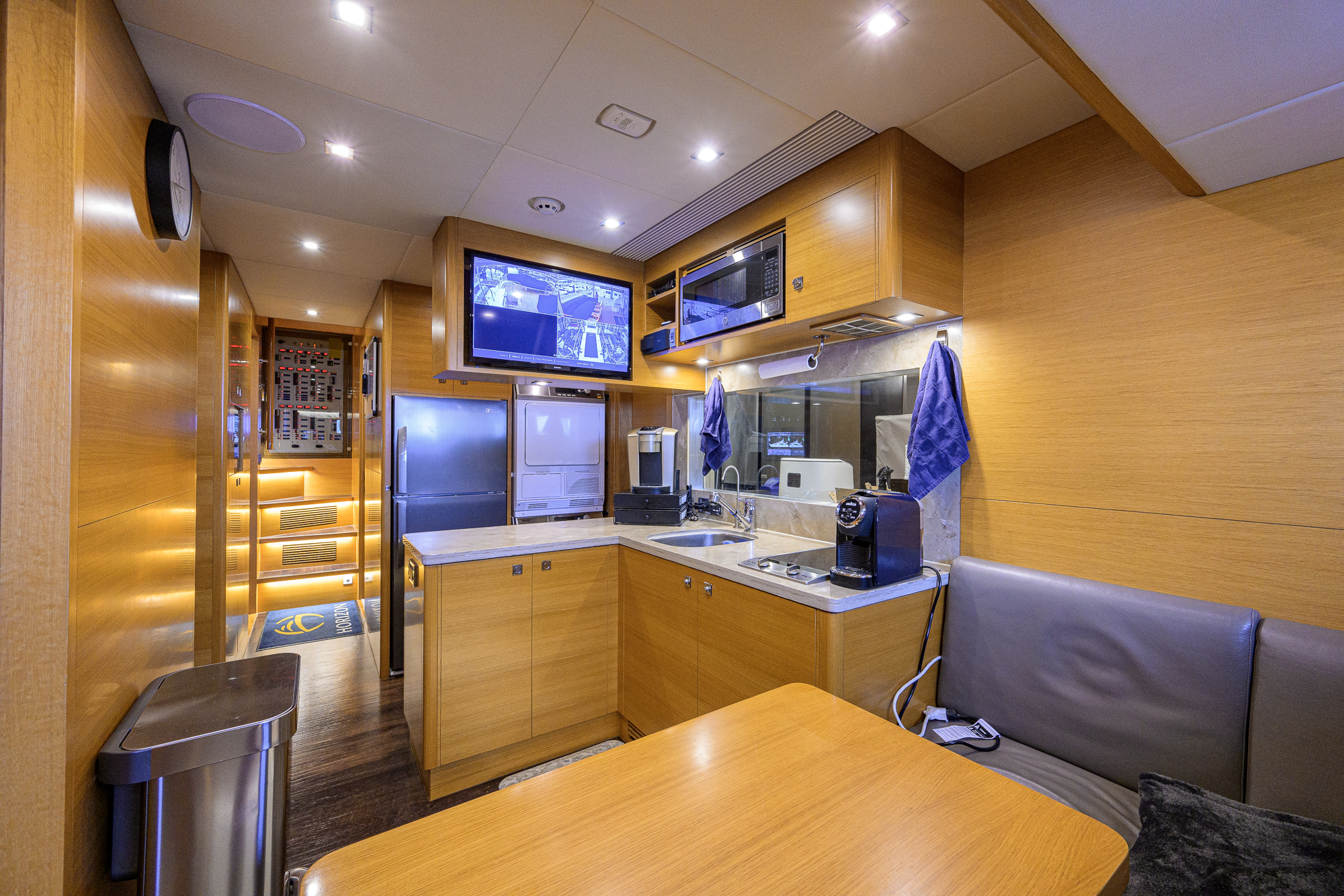 Short Story yacht photo 248