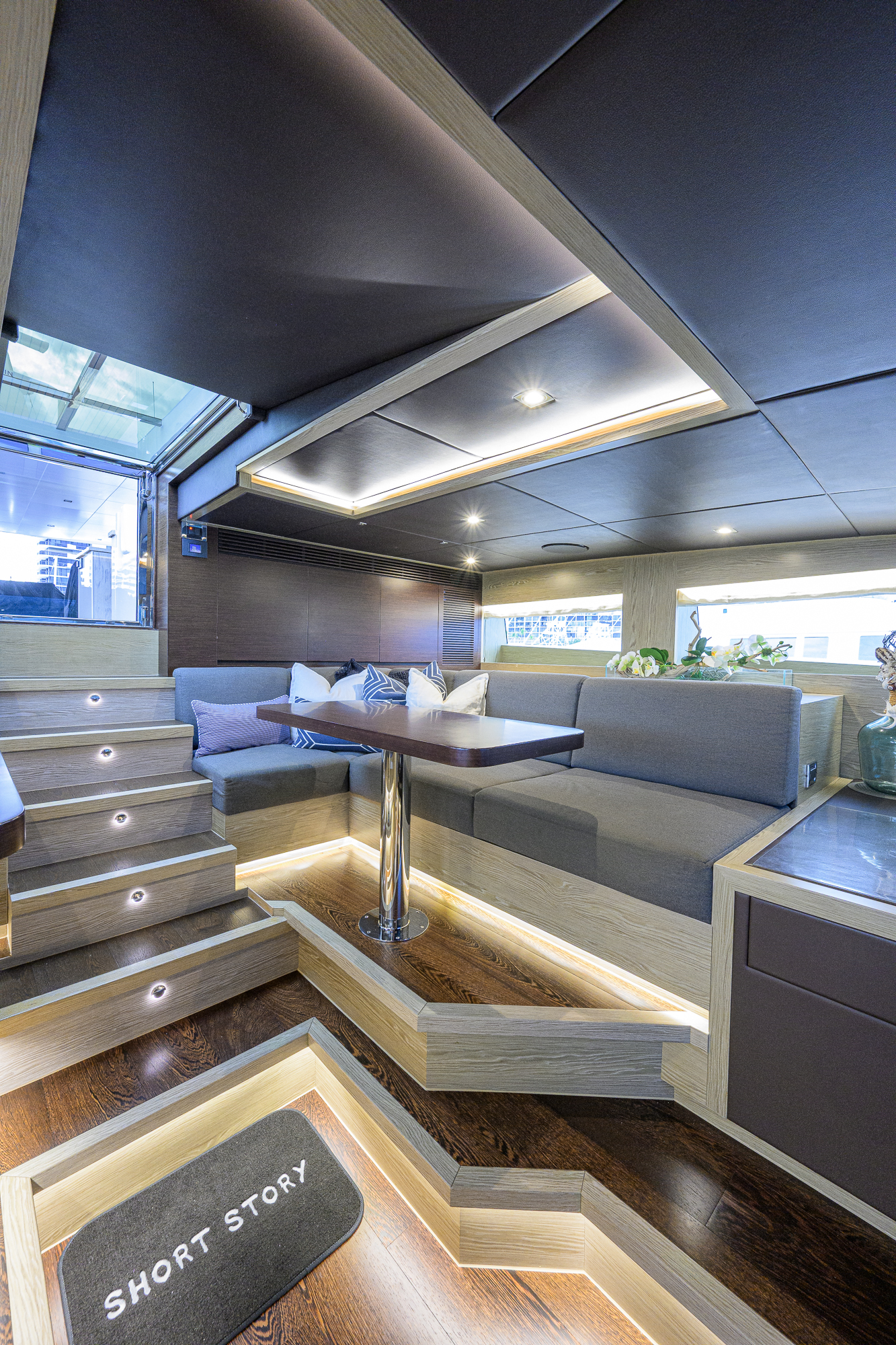 Short Story yacht photo 175