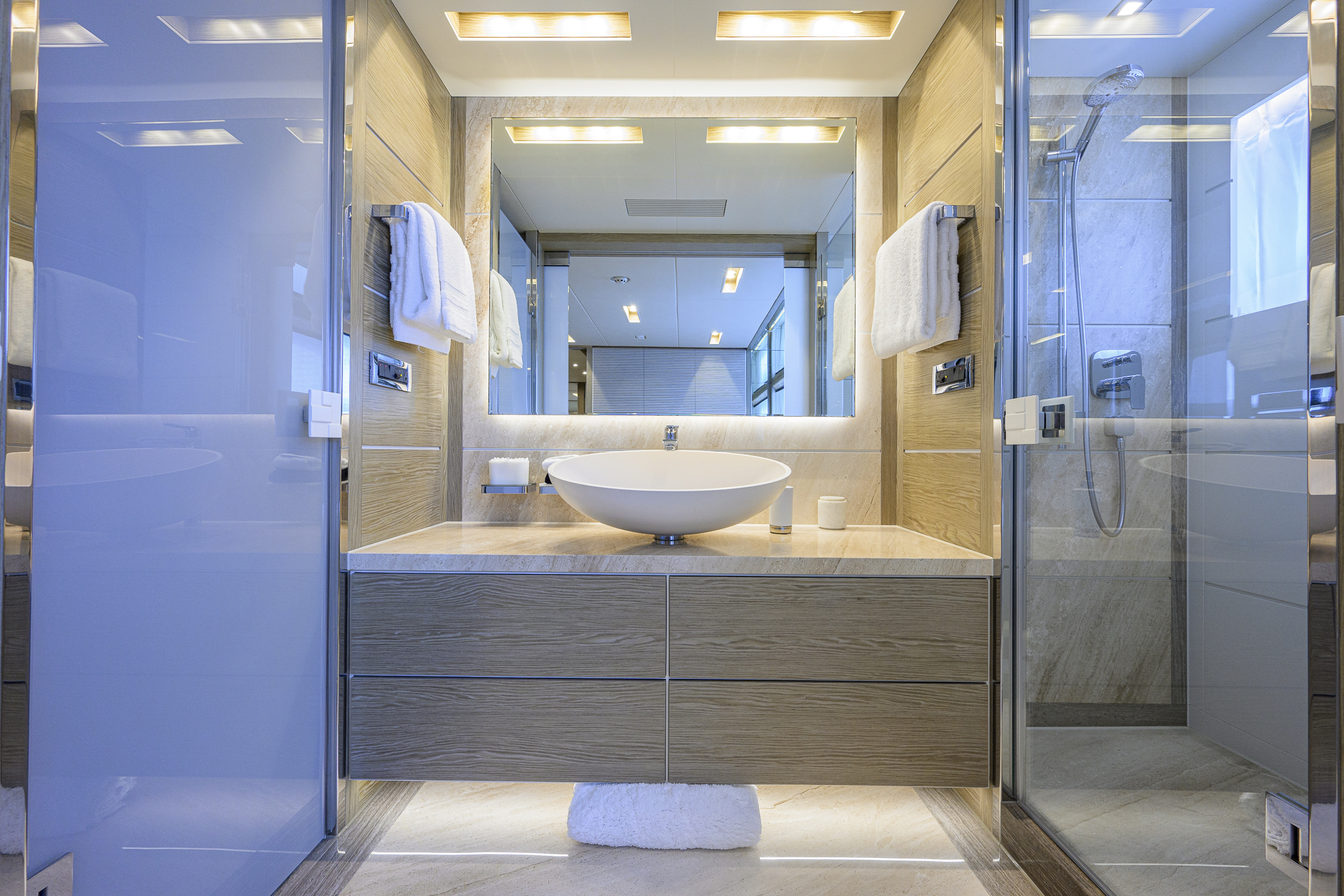 Short Story yacht photo 209