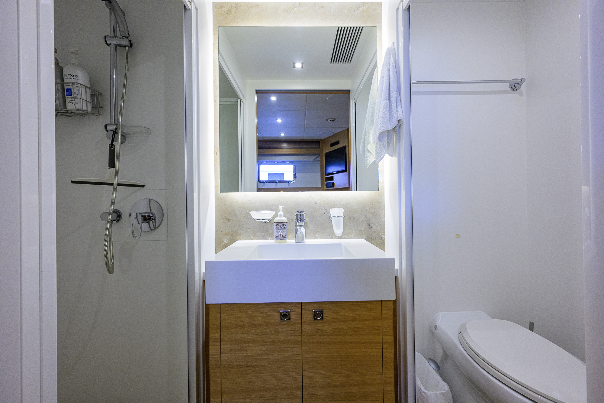 Short Story yacht photo 256