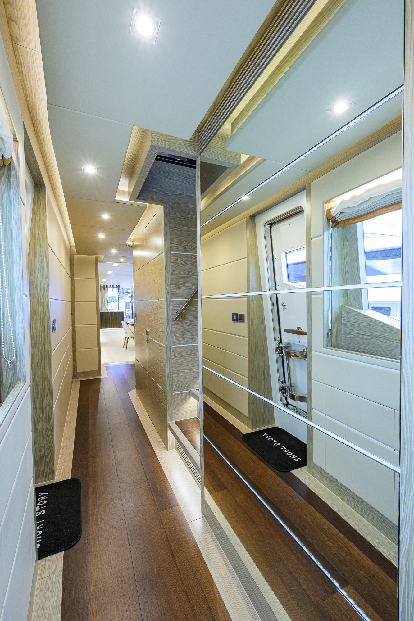 Short Story yacht photo 165