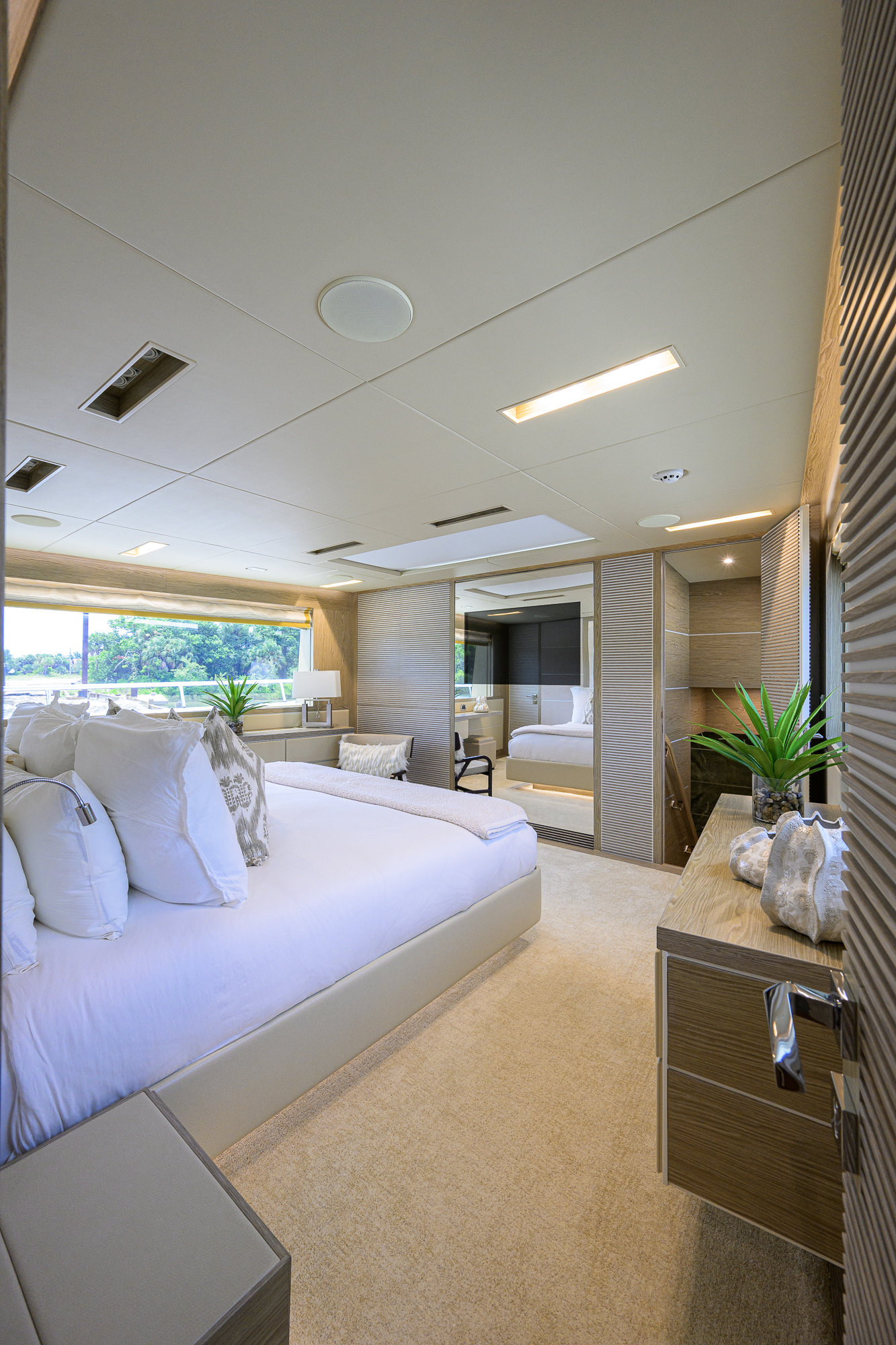 Short Story yacht photo 228