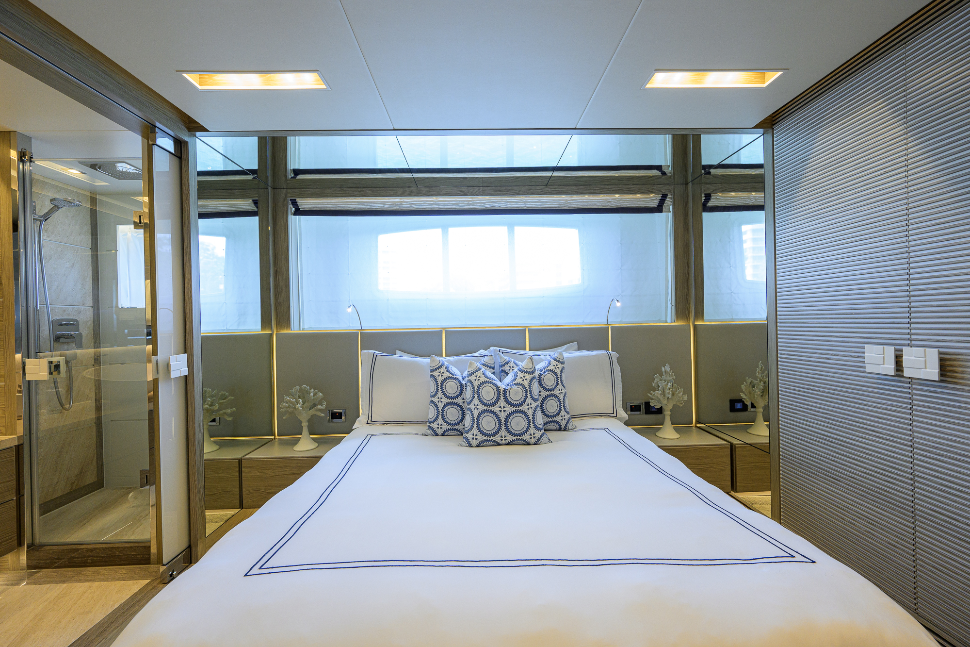 Short Story yacht photo 205