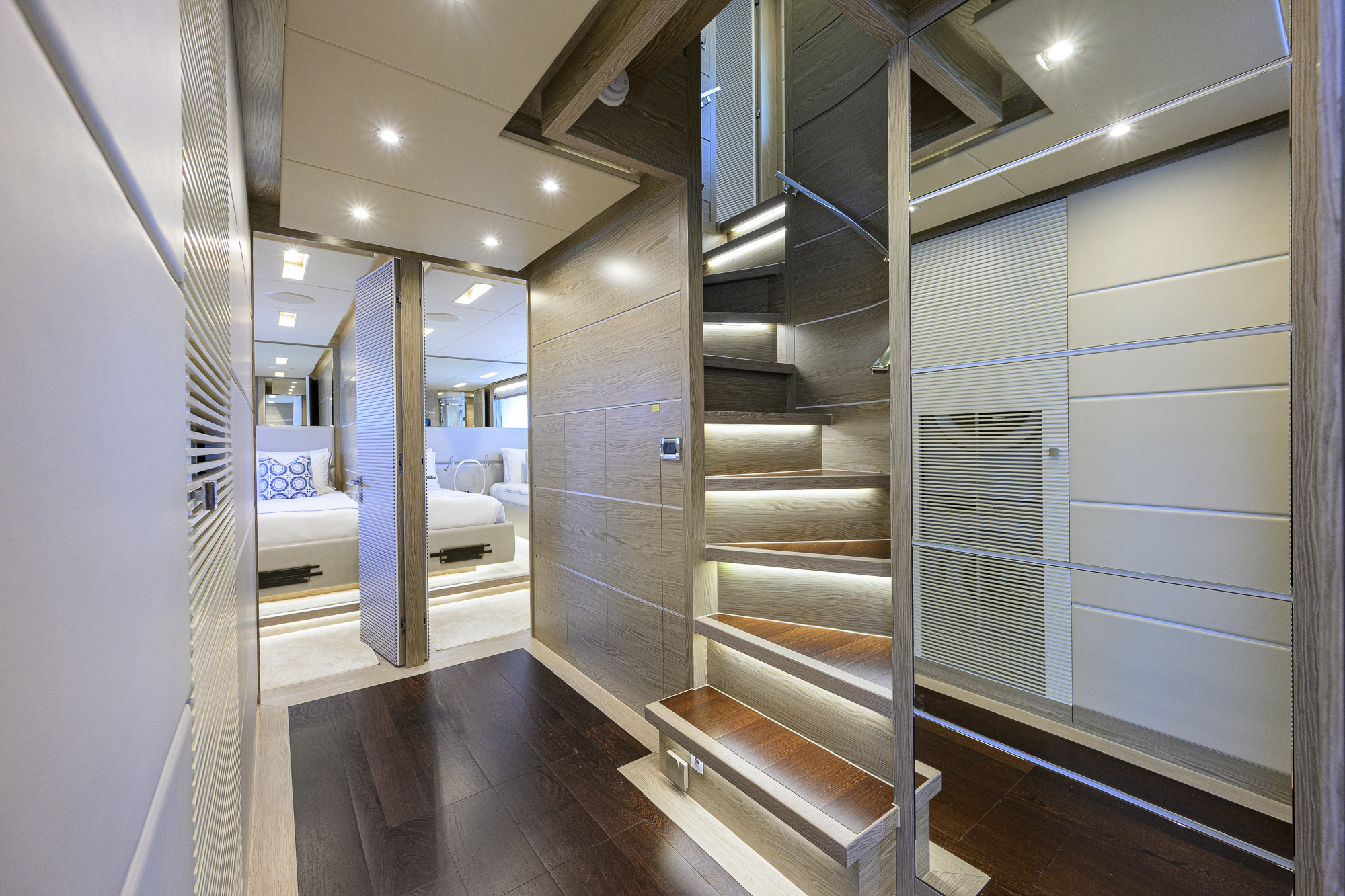 Short Story yacht photo 182