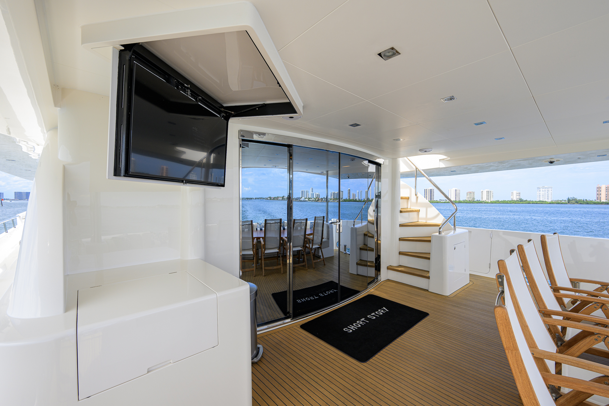 Short Story yacht photo 115