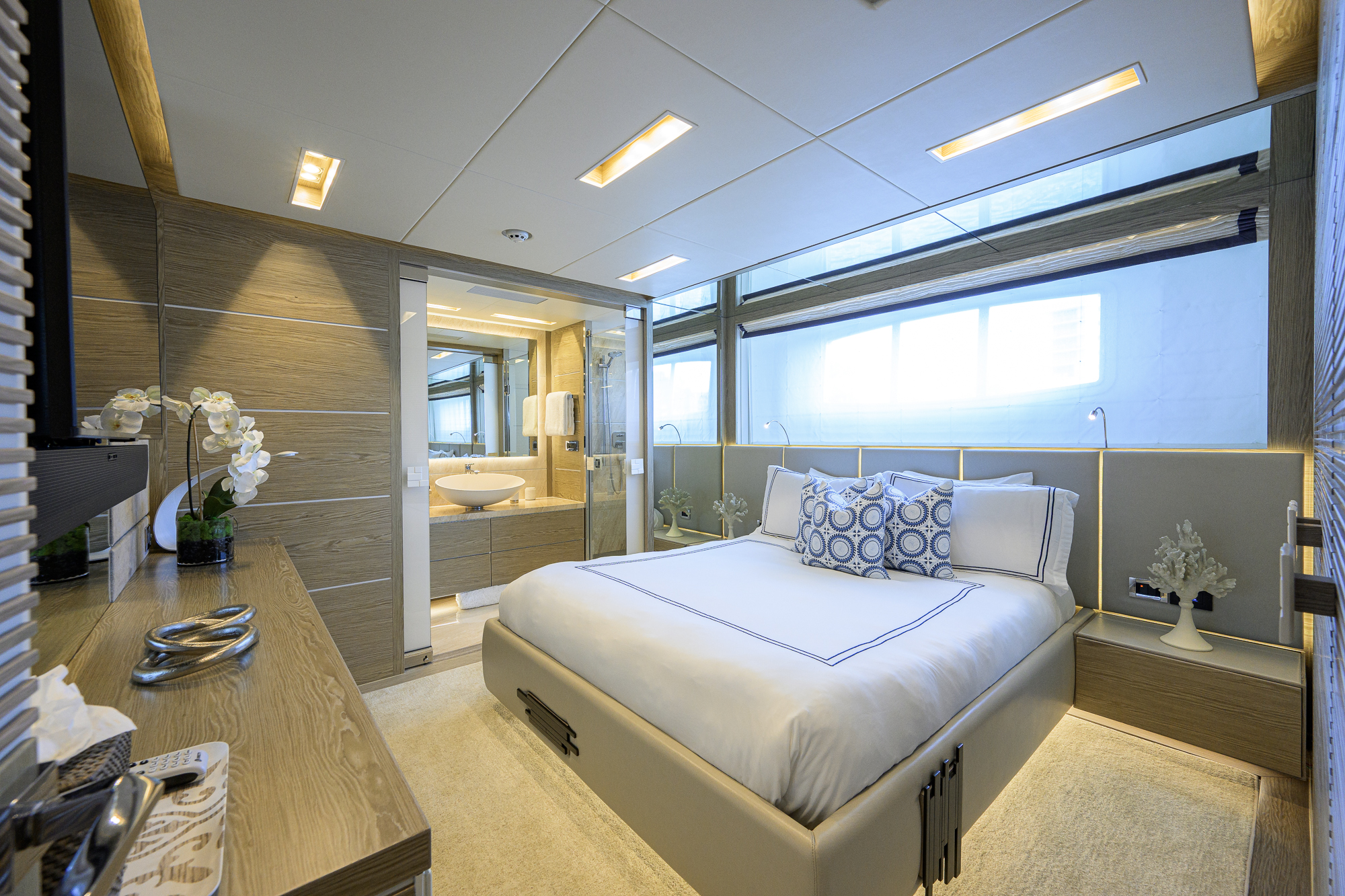 Short Story yacht photo 203