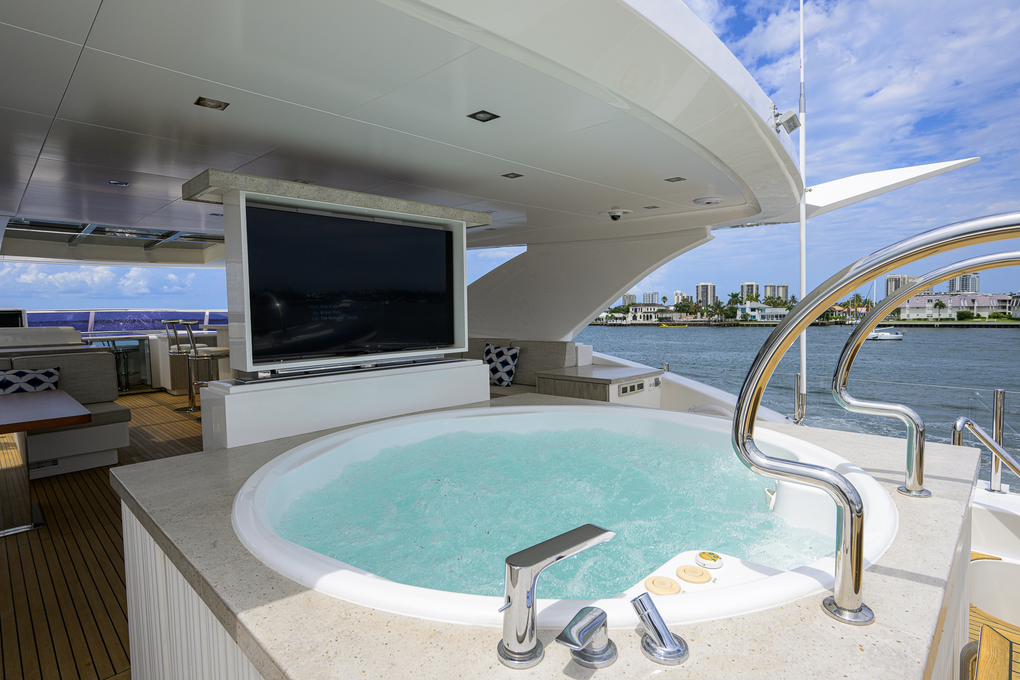 Short Story yacht photo 49