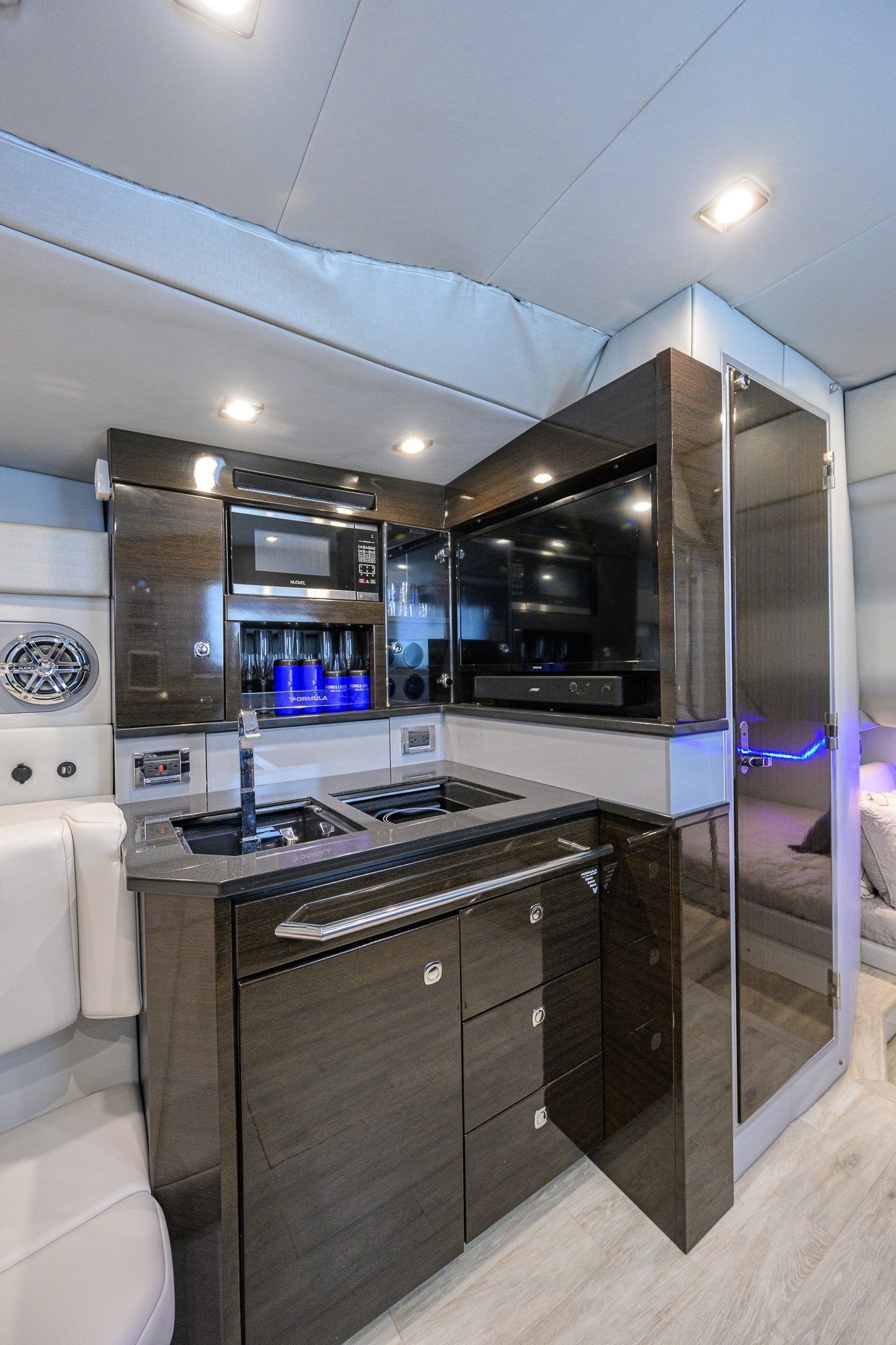 Andrea Christine yacht photo 61