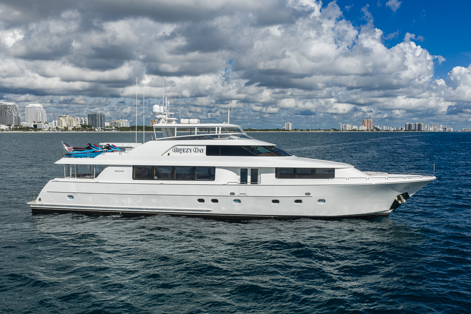 Breezy Day yacht photo 2
