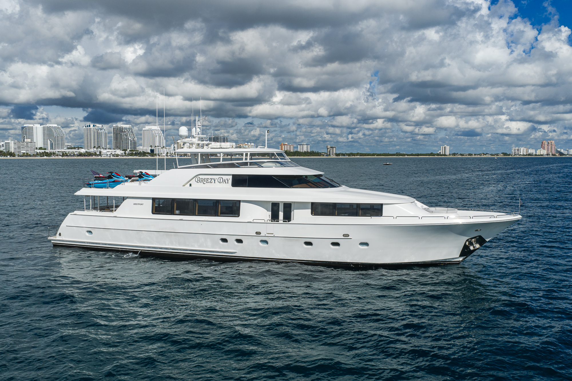 Breezy Day yacht photo 3