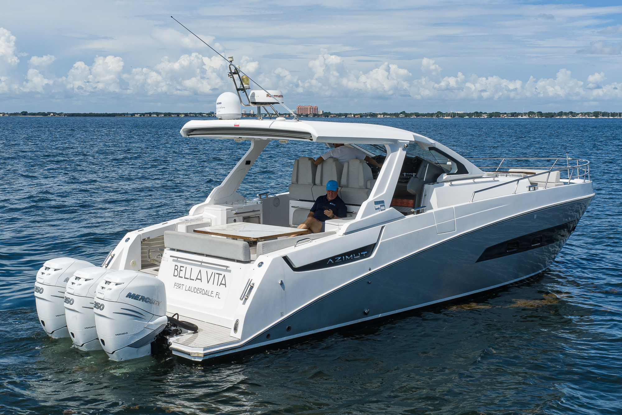 Bella Vita yacht photo 11