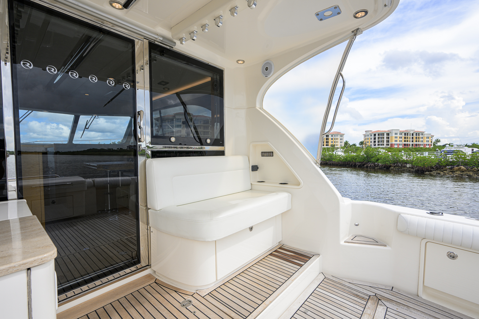 Aquarius yacht photo 36