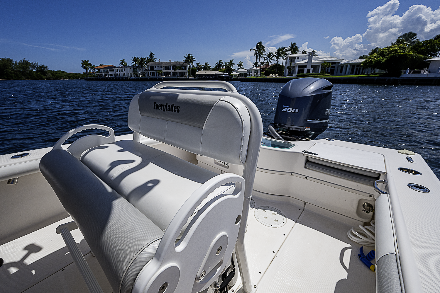 24 Everglades yacht photo 58