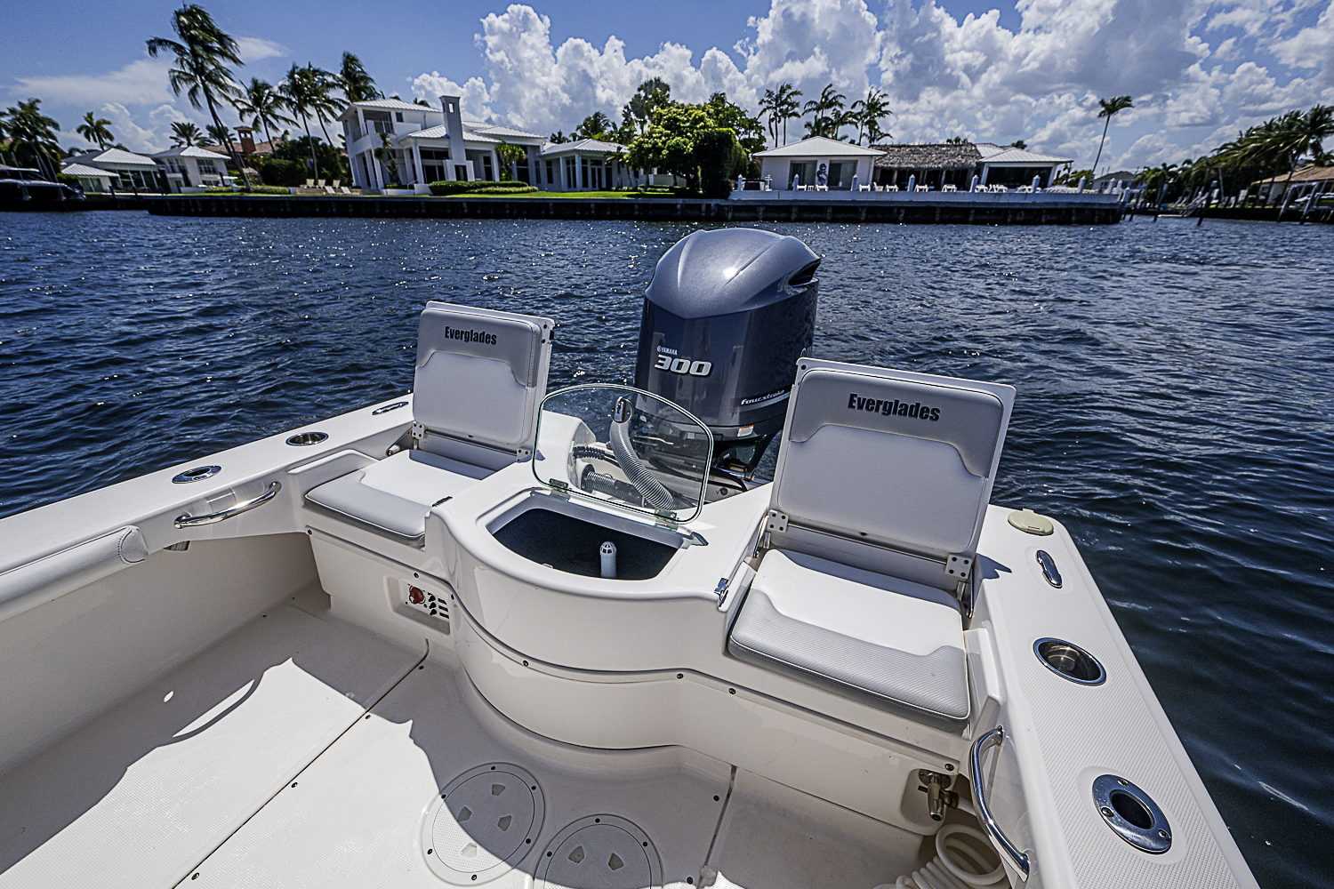 24 Everglades yacht photo 49