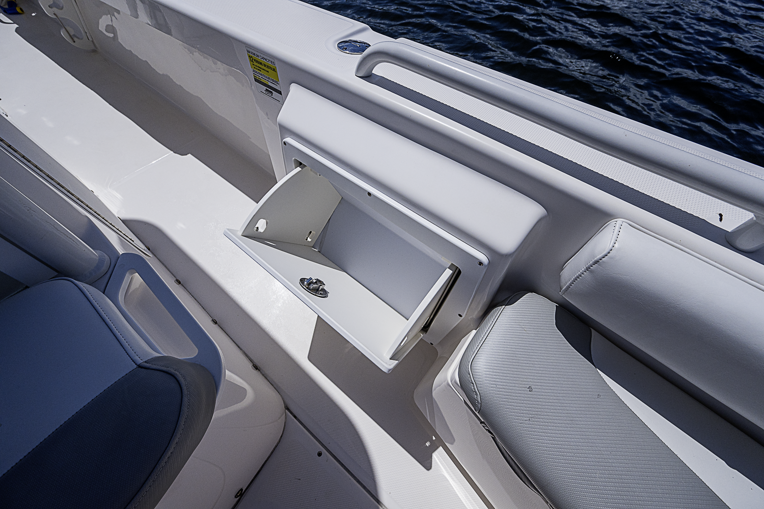 24 Everglades yacht photo 46