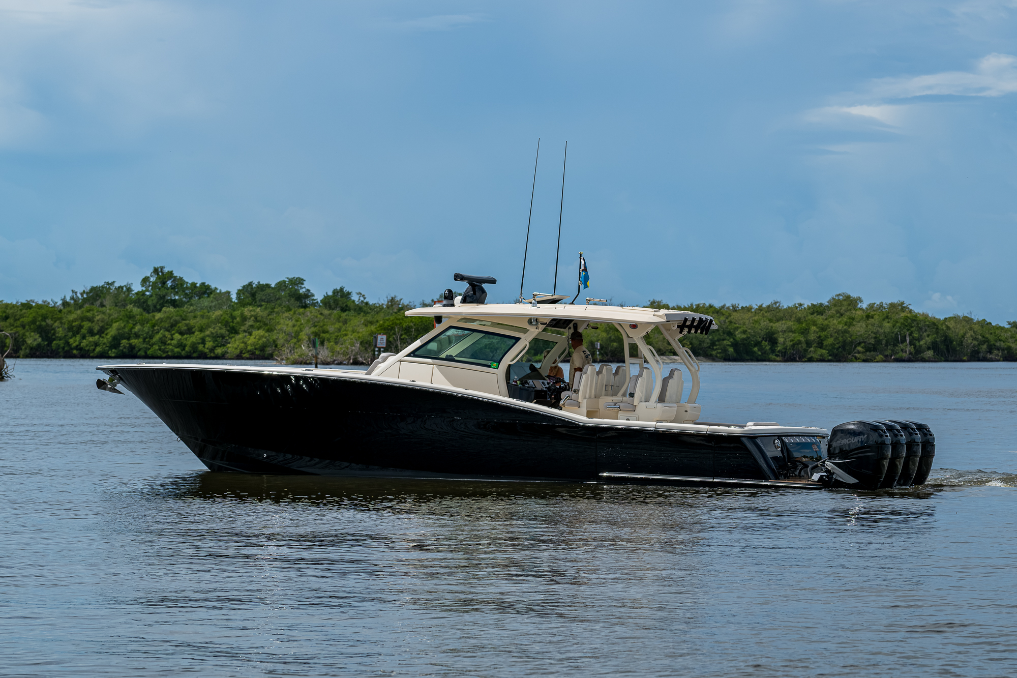 42 Scout yacht photo 13