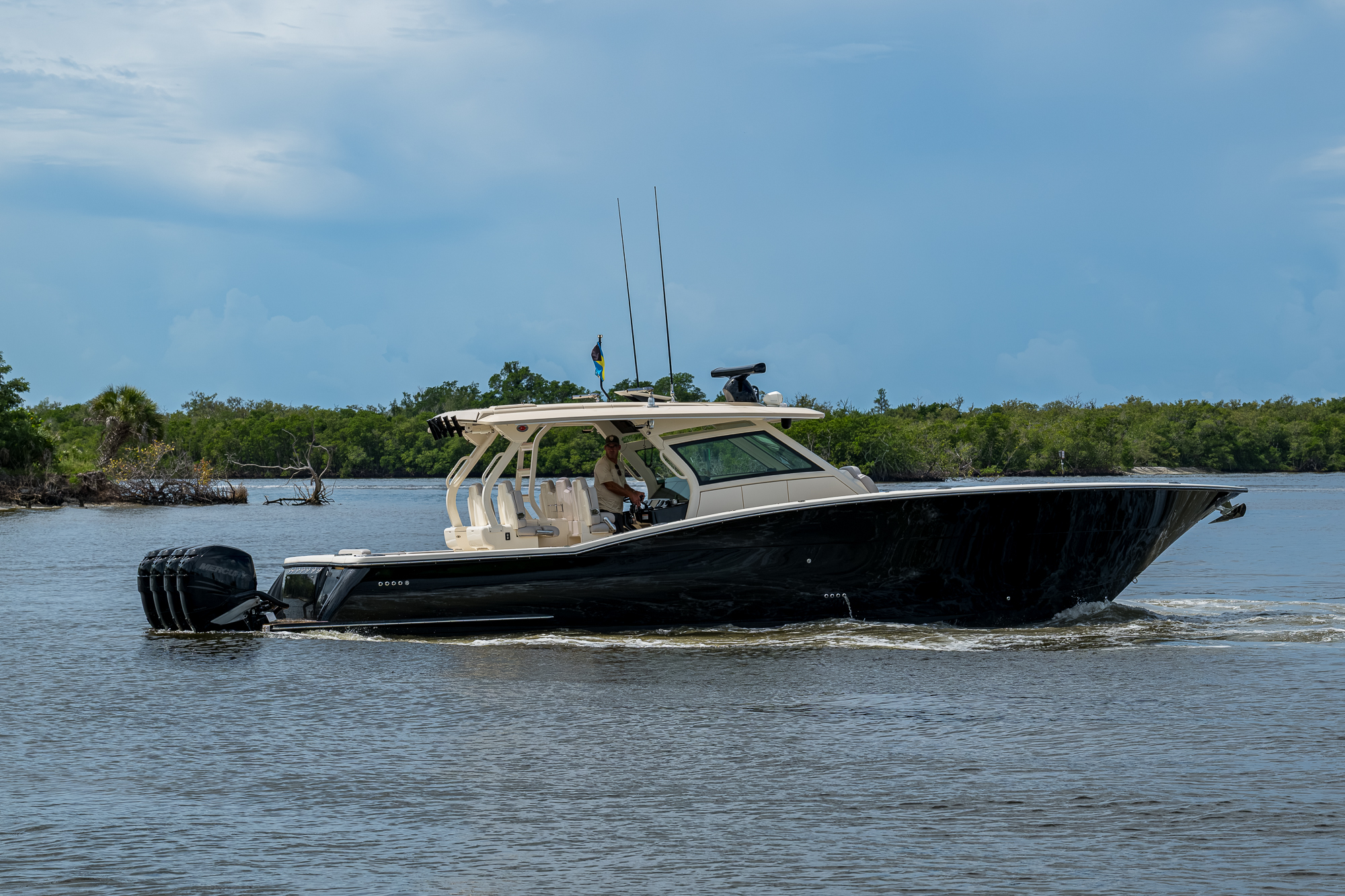 42 Scout yacht photo 22