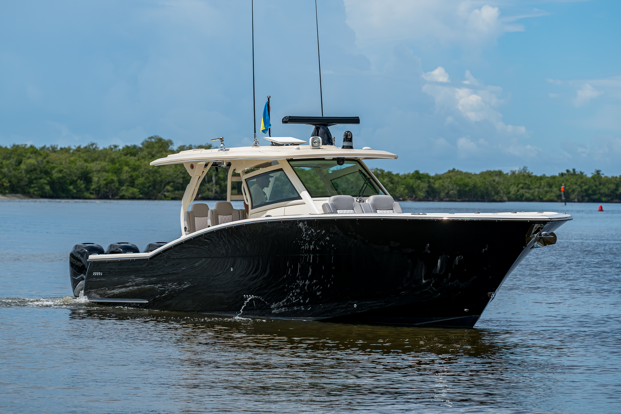 42 Scout yacht photo 4
