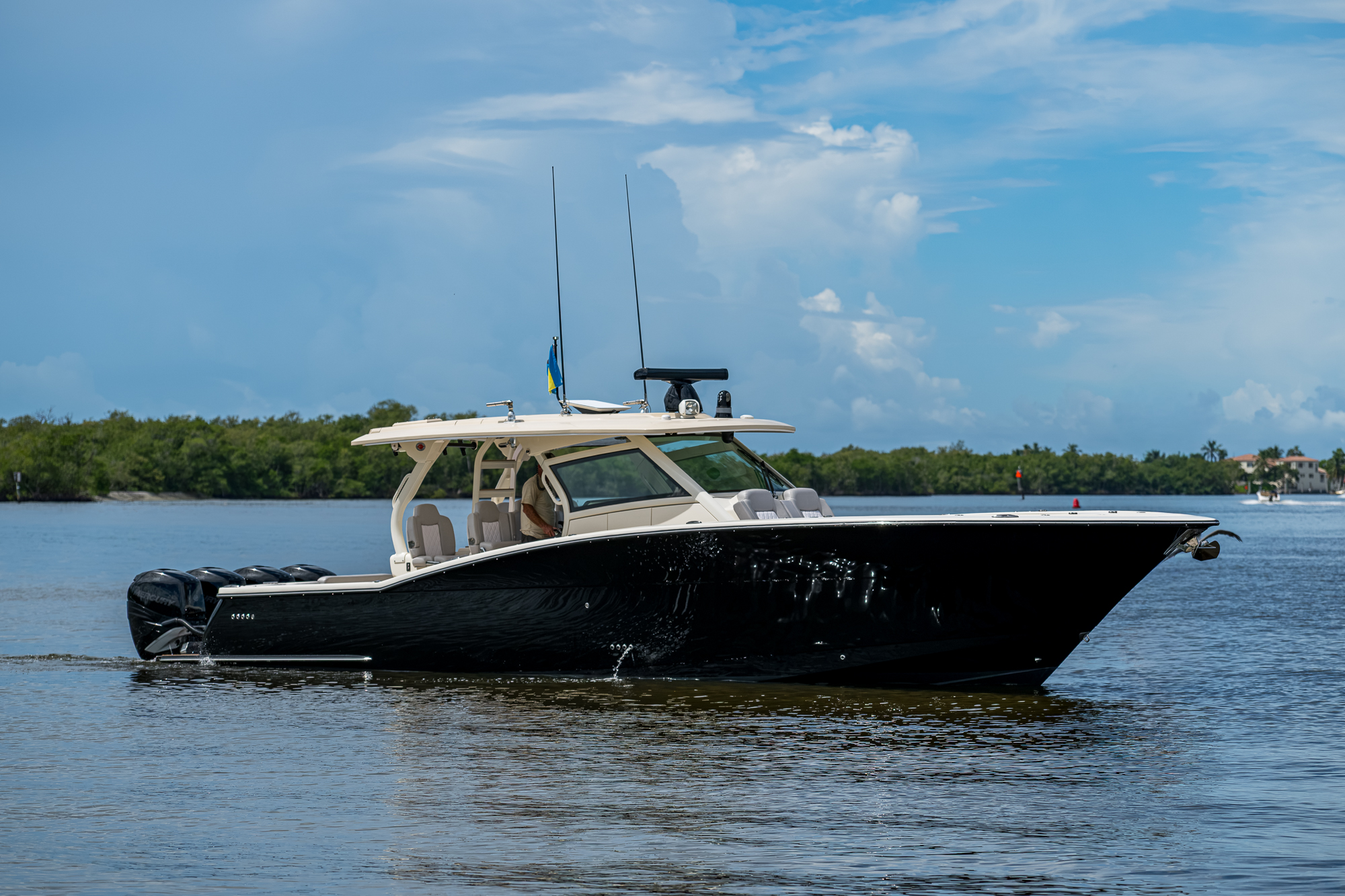 42 Scout yacht photo 2