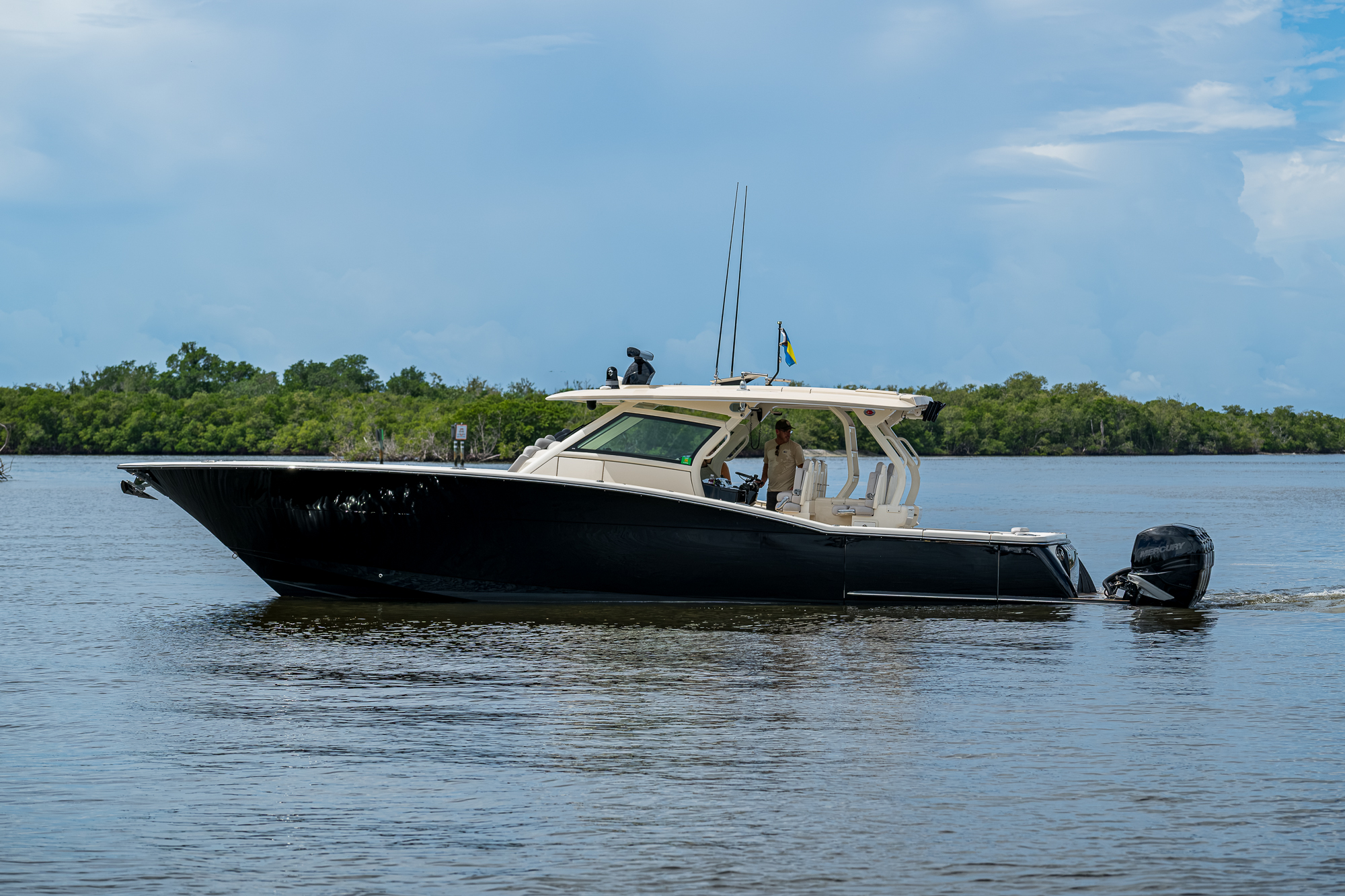 42 Scout yacht photo 12